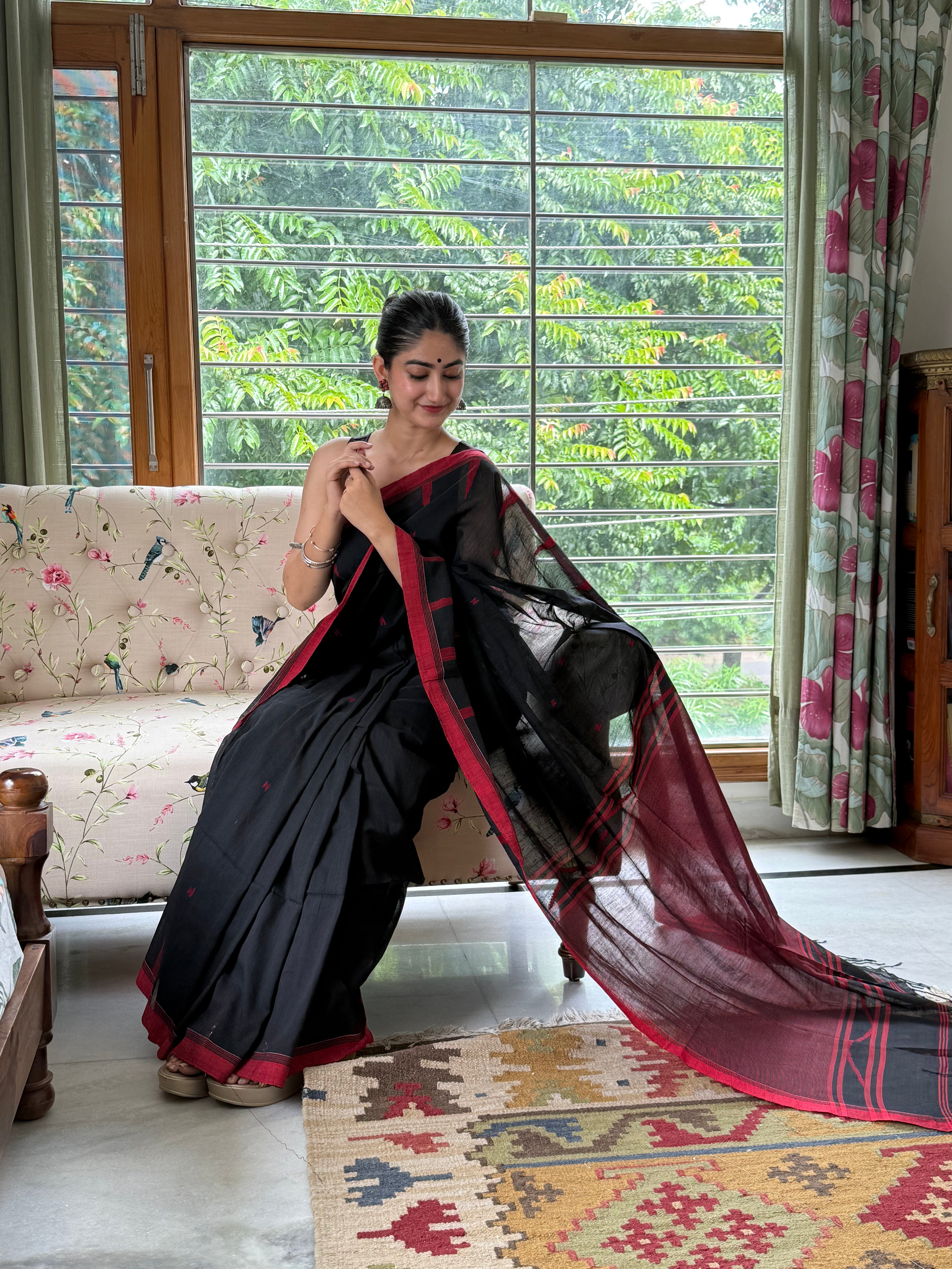 Temple Weaving on Border Bengal Cotton Saree