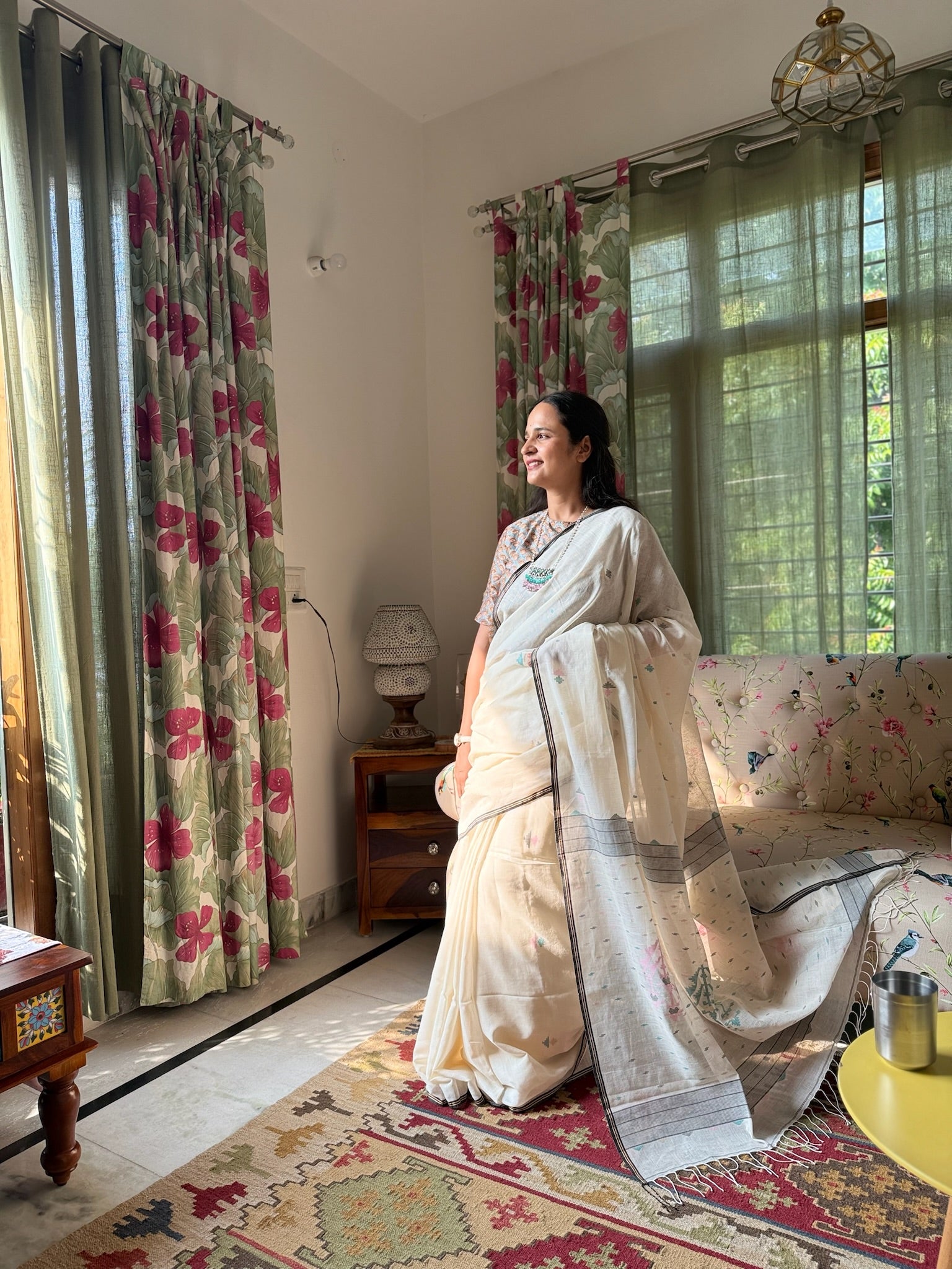 Soft Cream Base With Tiny Pastel And Teal Woven Motifs Pure Cotton Jamdani Saree