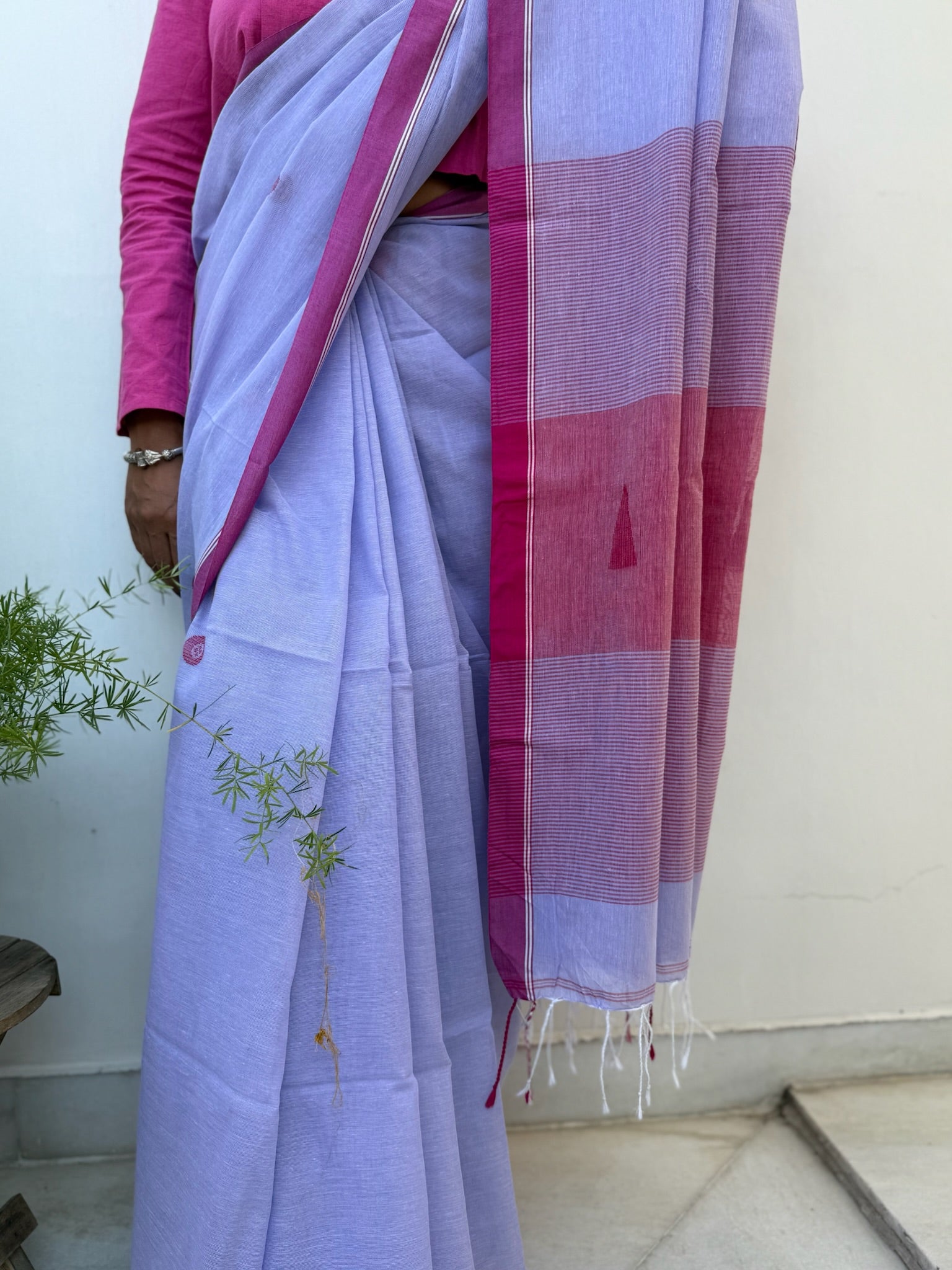 Lavender Mist With Fuchsia Bloom Pure Cotton Jamdani Saree