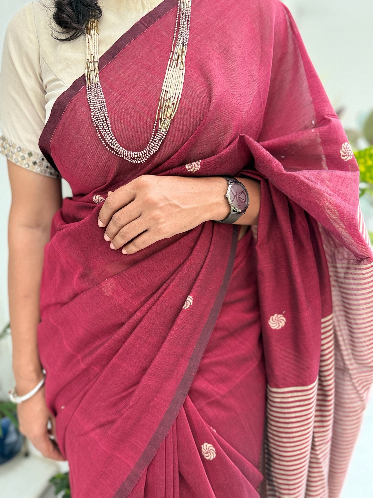 Raspberry Maroon With Ivory Blooms Pure Cotton Jamdani Saree