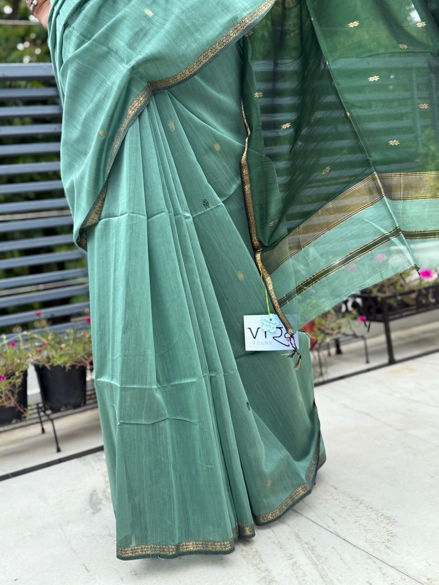 Sage Green With Dark Green Pallu Handwoven Cotton Silk Maheshwari Saree
