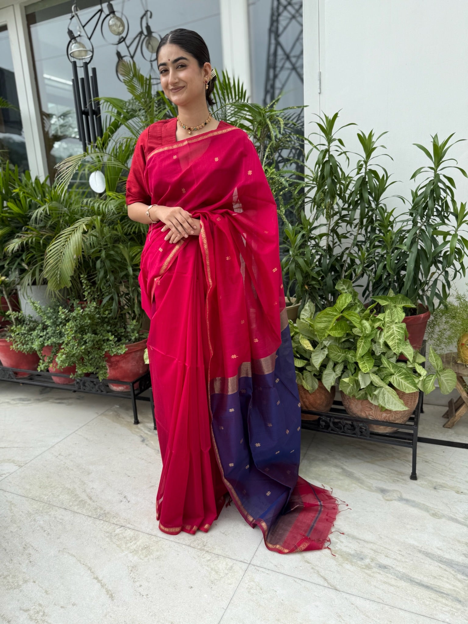 Rani Pink With Golden Zari Border Handwoven Cotton Silk Maheshwari Saree