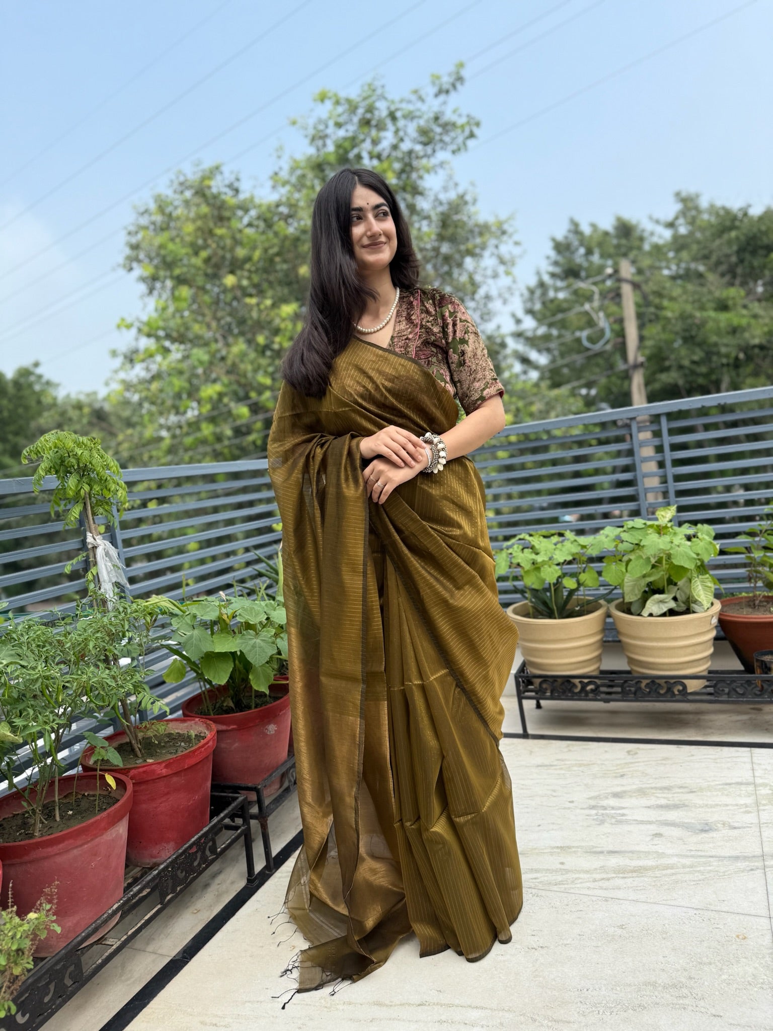 Olive Green Cotton Silk Maheshwari Saree With Tissue Palla