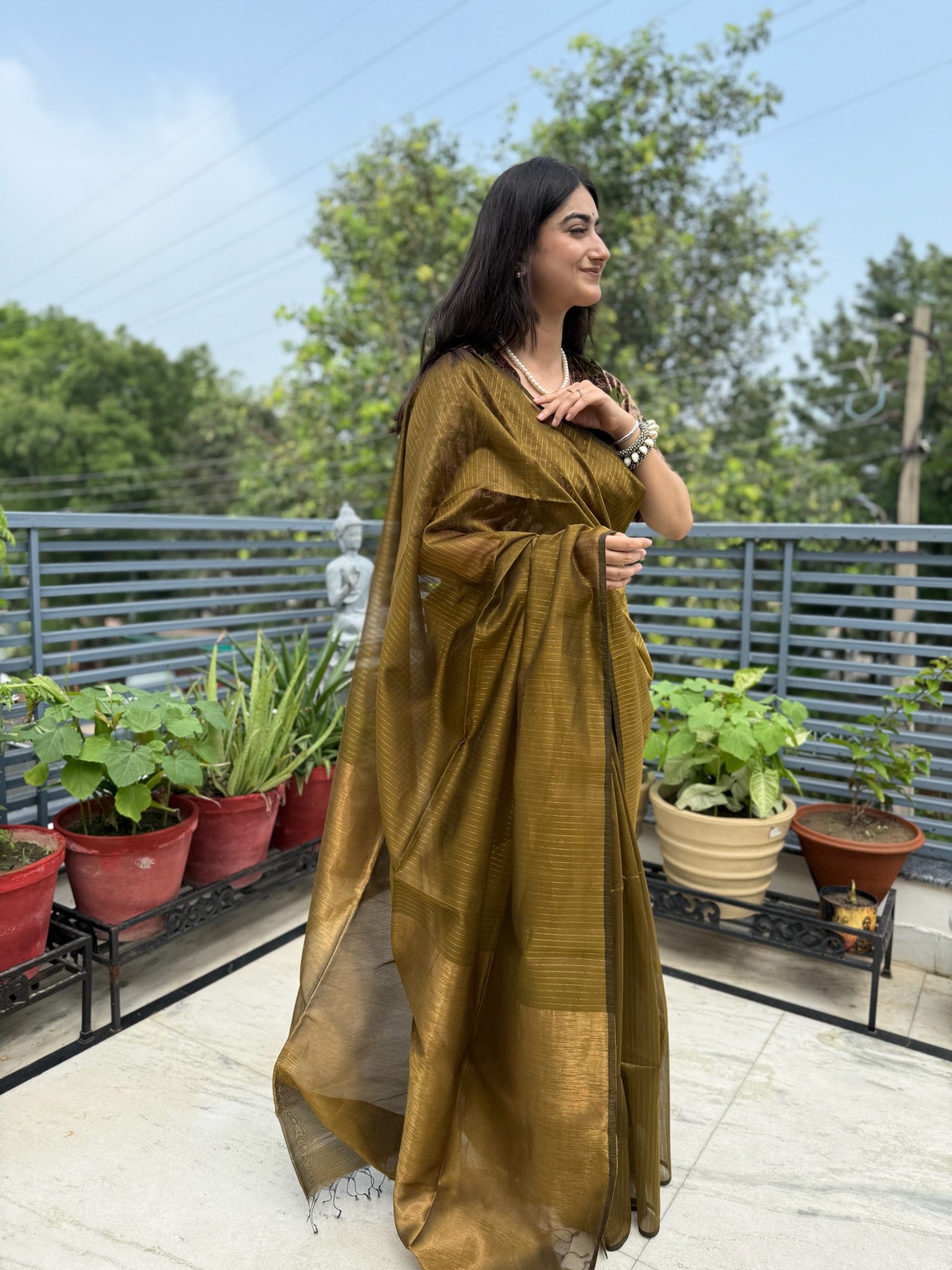 Olive Green Cotton Silk Maheshwari Saree With Tissue Palla