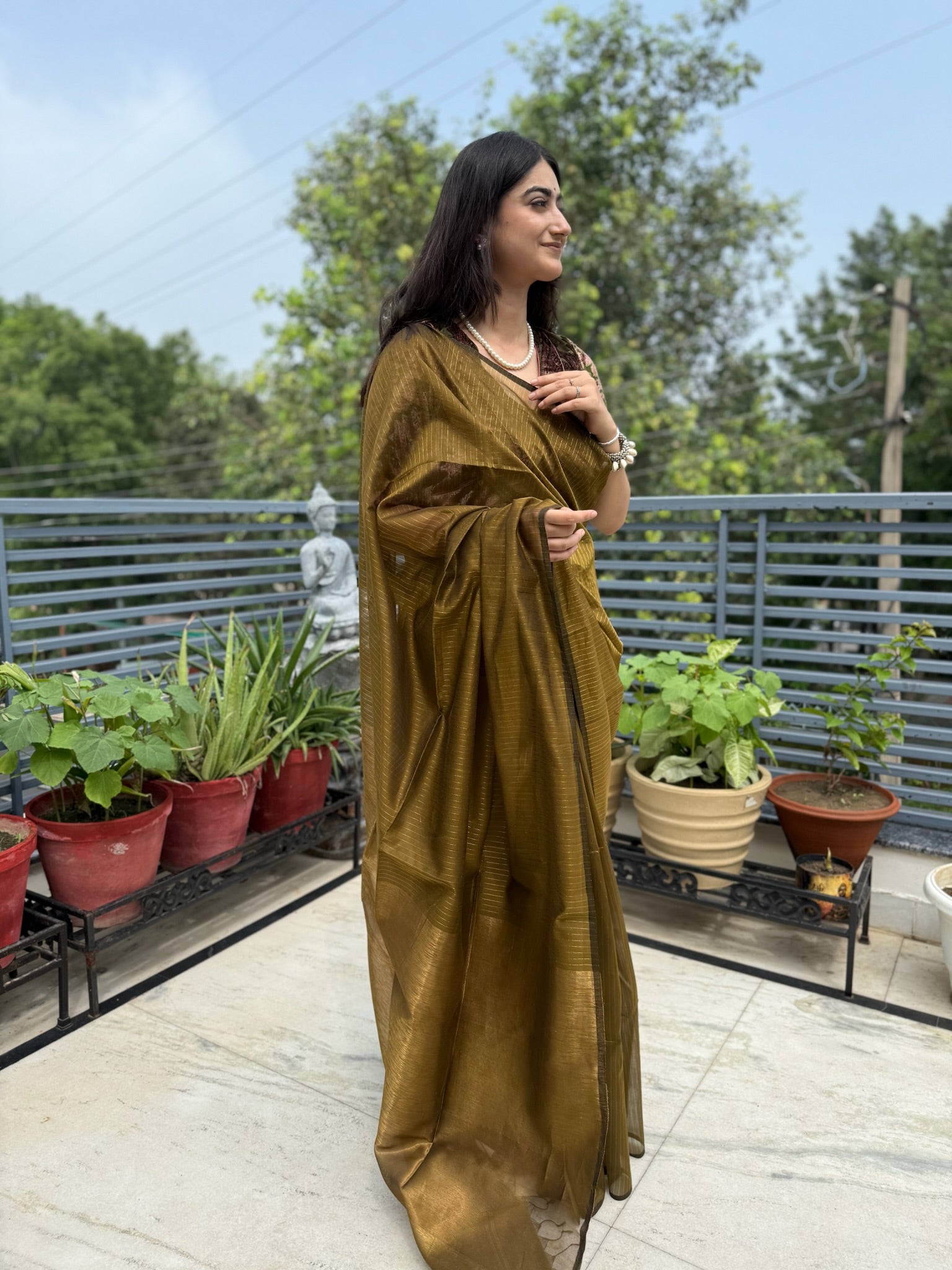Olive Green Cotton Silk Maheshwari Saree With Tissue Palla