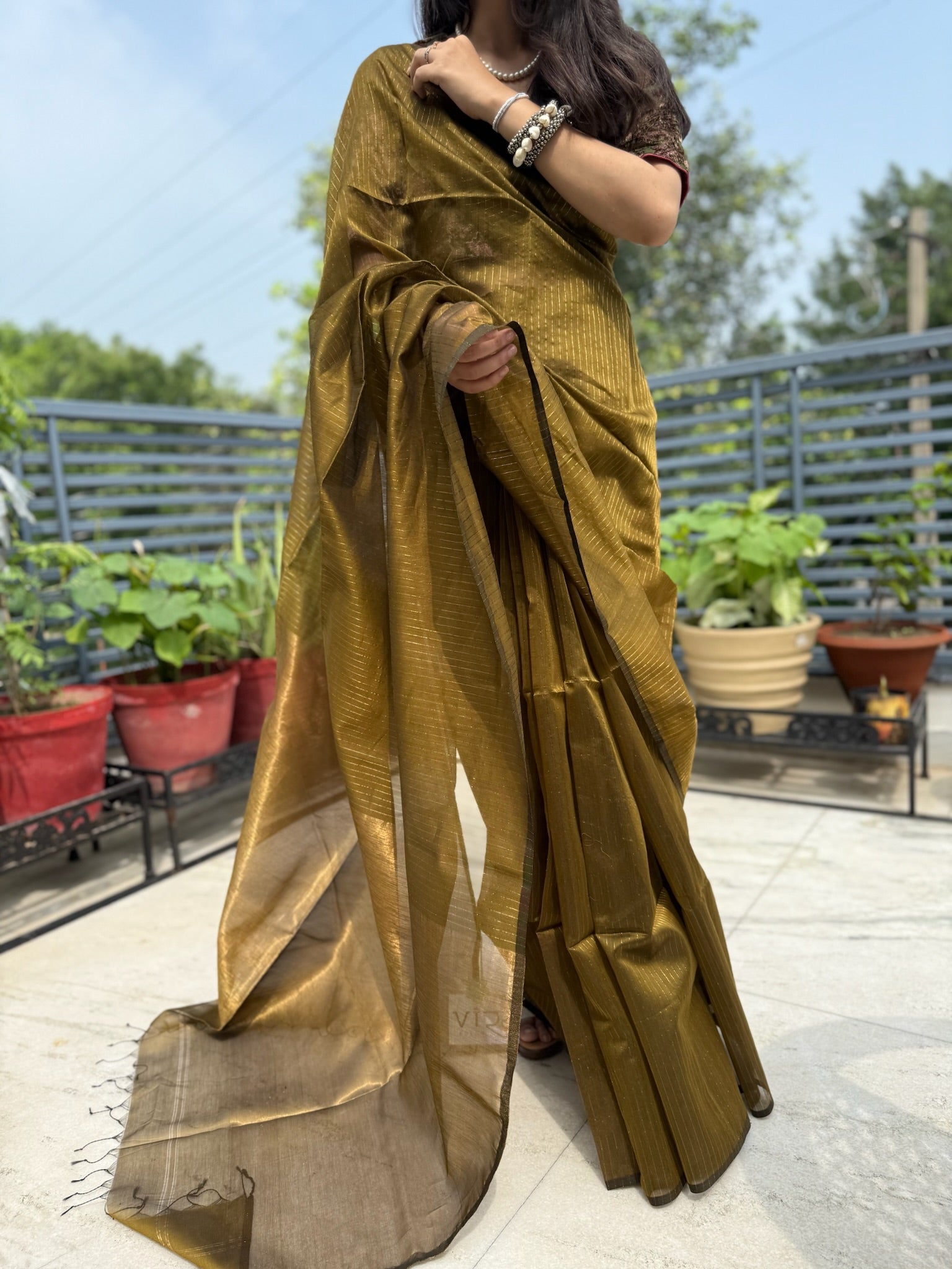 Olive Green Cotton Silk Maheshwari Saree With Tissue Palla