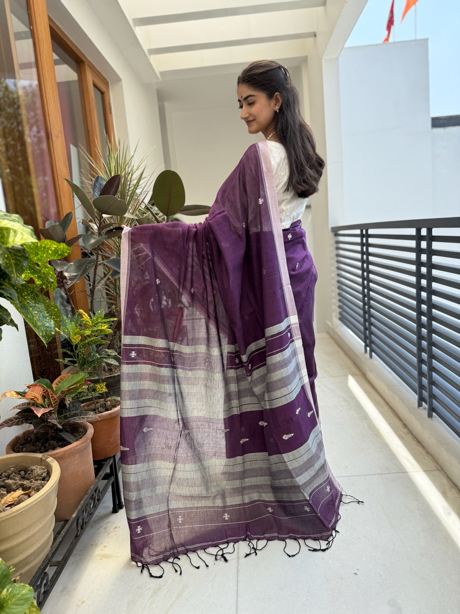 Plum Orchid With Silver Whisper Pure Cotton Jamdani Saree