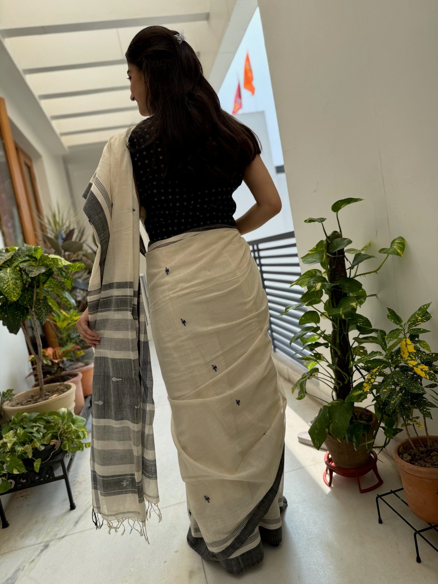 Buttercream Elegance With Charcoal Stripes Pure Cotton Jamdani Saree