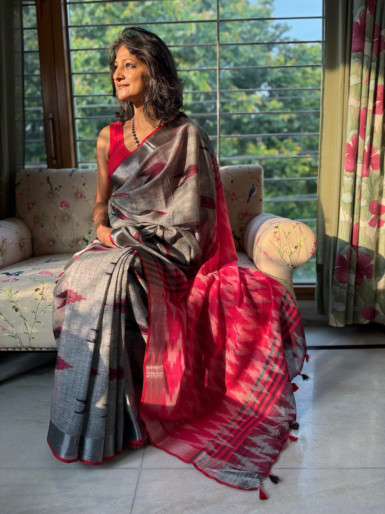 Grey Pink Pure Linen Saree With Silver Zari Border