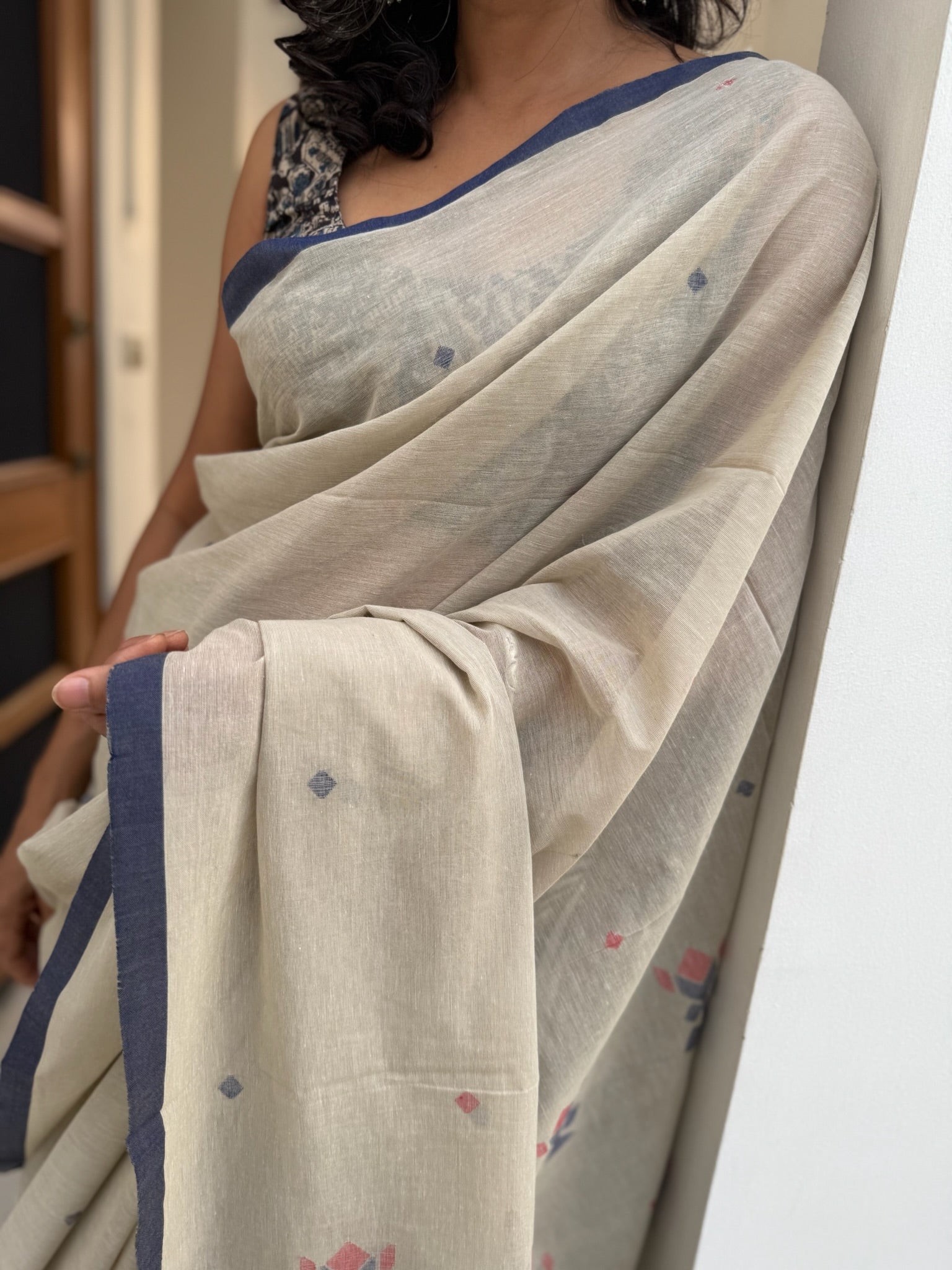 Light Stone Grey Base With Tiny Red And Blue Woven Motifs Pure Cotton Jamdani Saree
