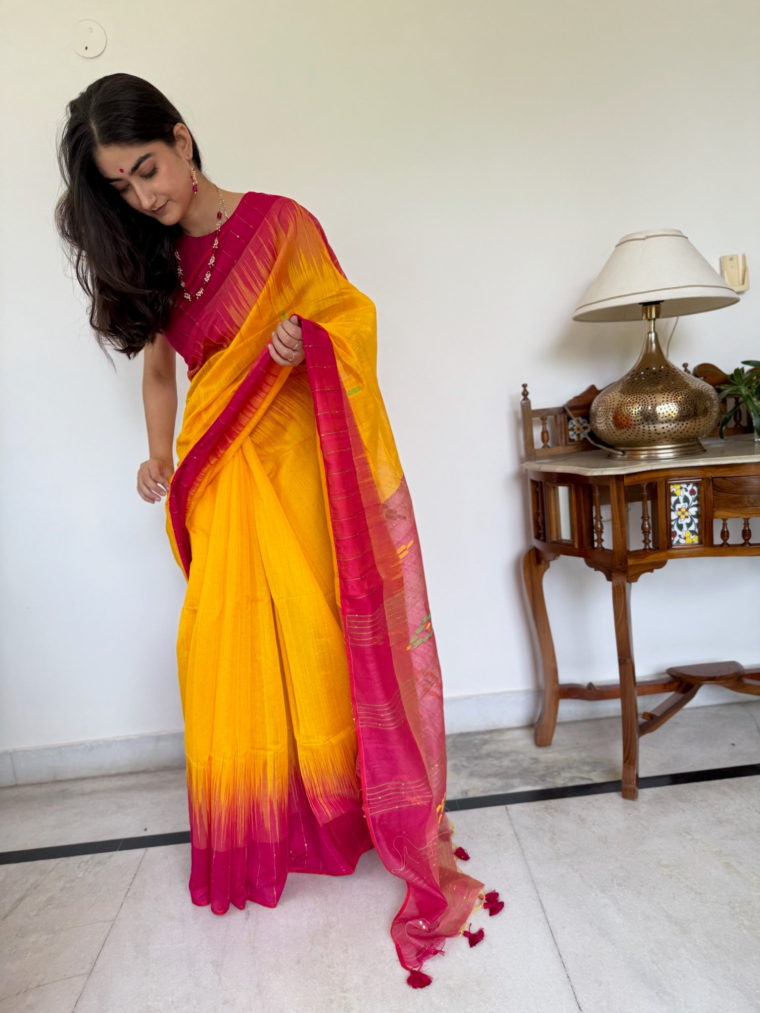 Luminous Yellow Pink Handwoven Bengal Silk Saree