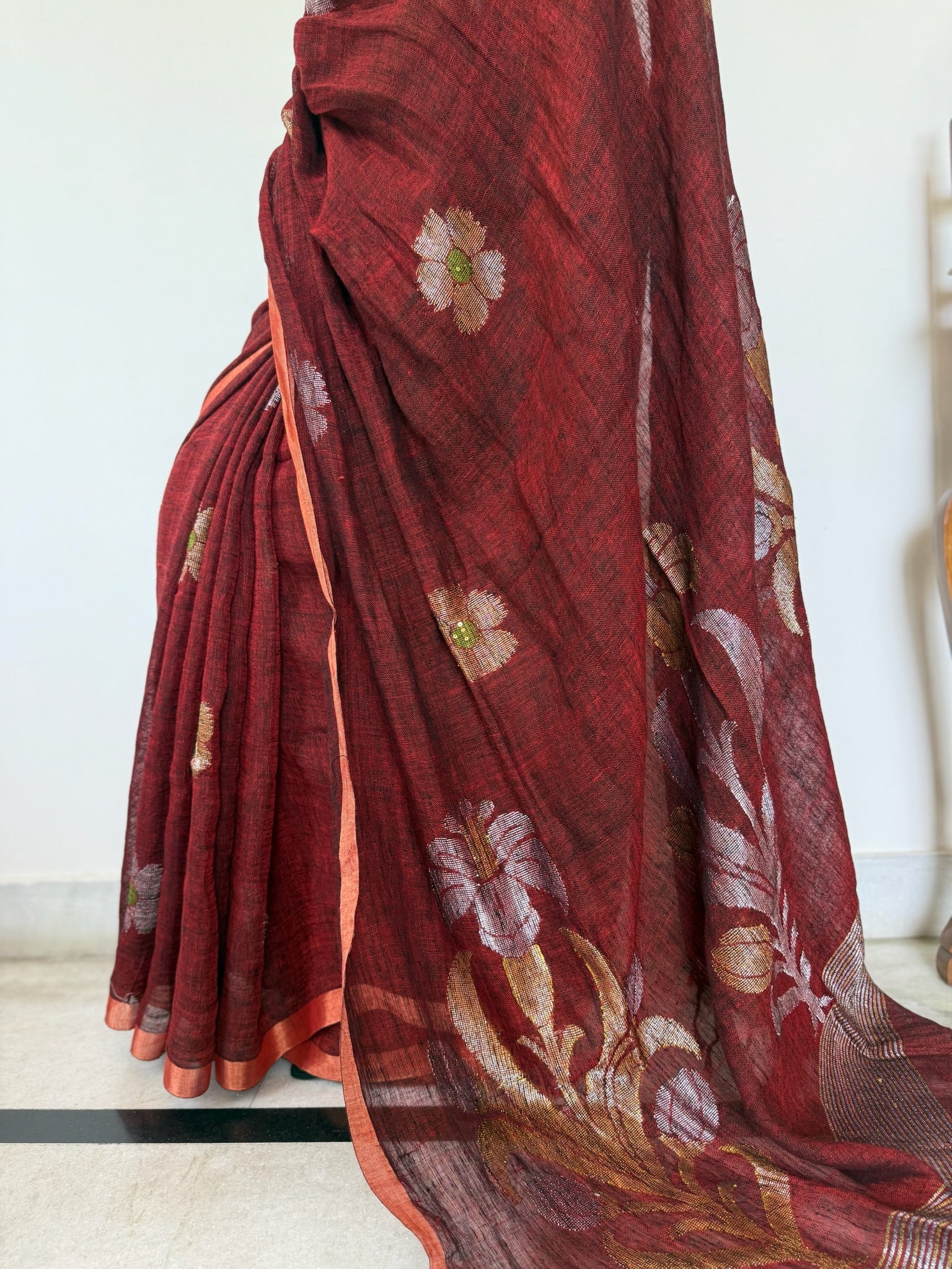Maroon With Golden Zari Weave Handloom Linen Saree