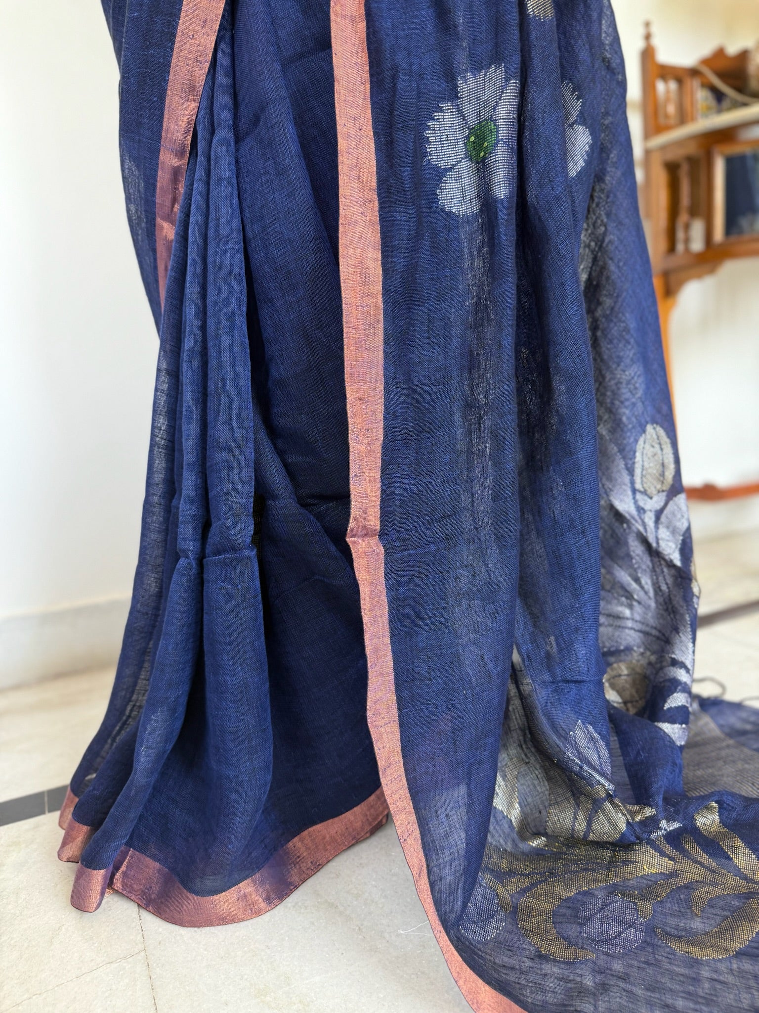 Navy Blue With Silver Zari Weave Handloom Linen Saree