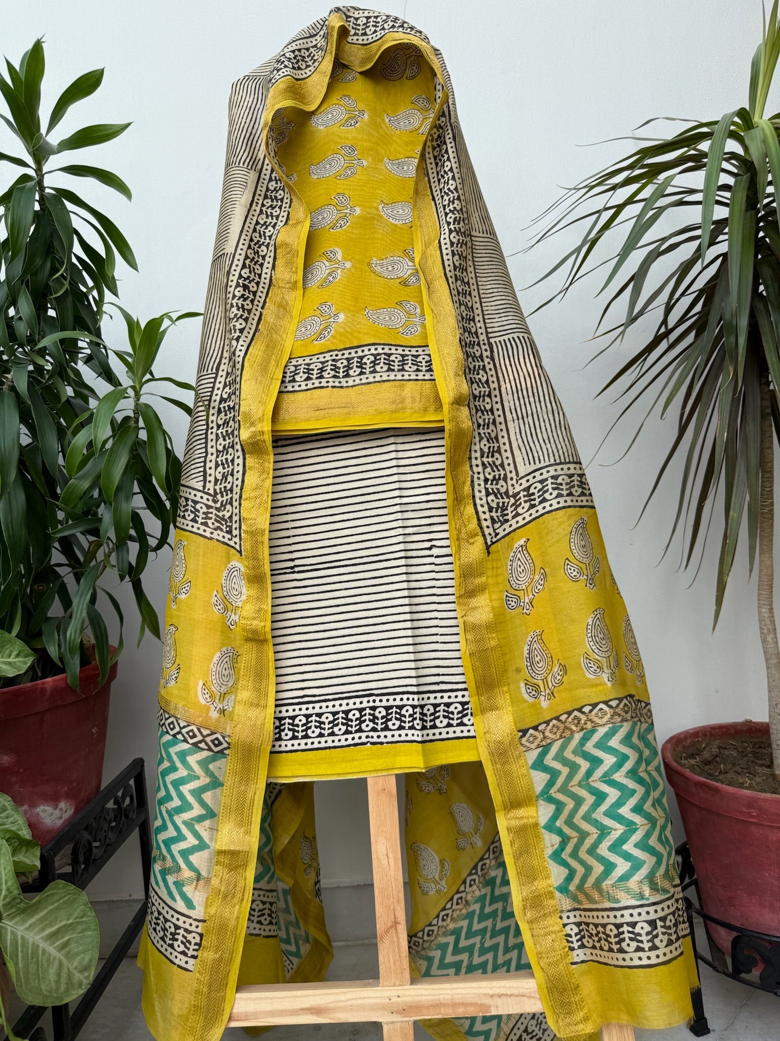 Mustard Yellow and Ivory Handblock Maheshwari Silk Suit Set with Paisley and Chevron Patterns