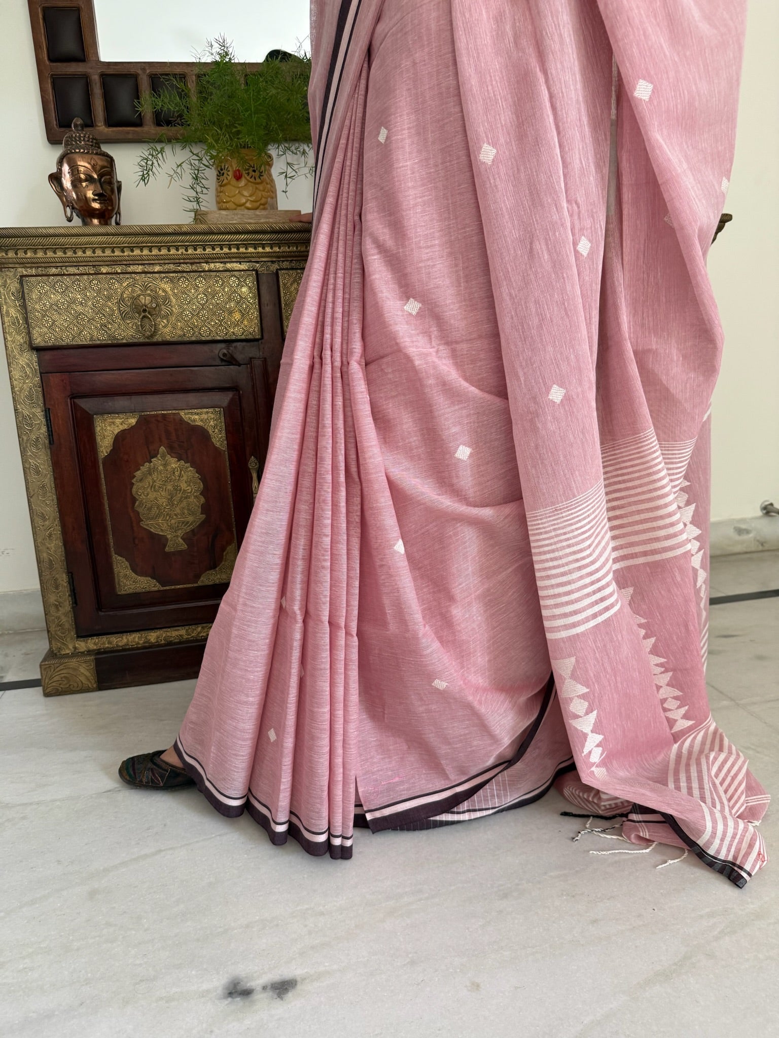 Soft Blush Pink Base With Subtle White Woven Motifs Pure Cotton Jamdani Saree