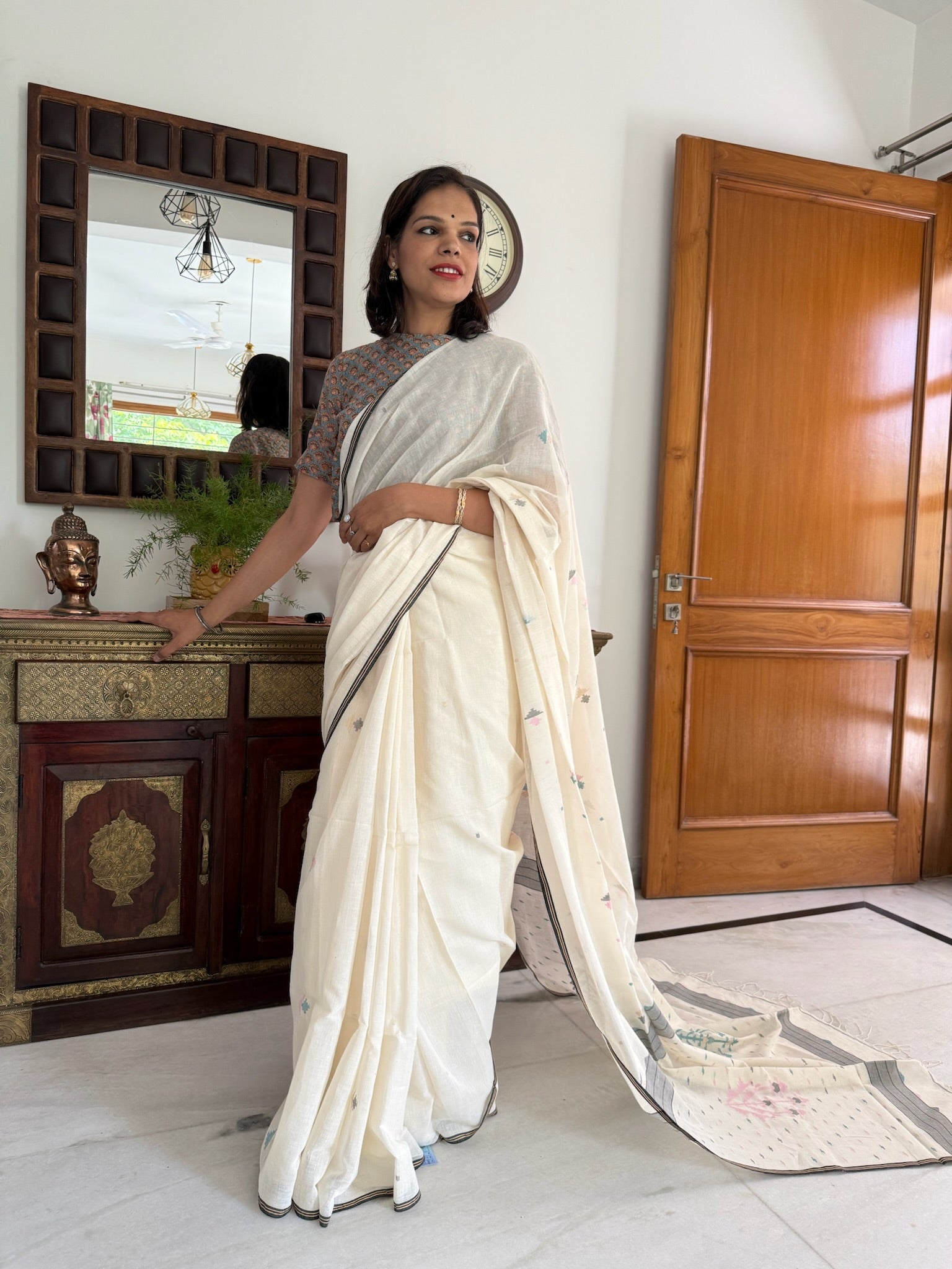 Soft Ivory Base With Tiny Pastel And Grey Woven Motifs Pure Cotton Jamdani Saree