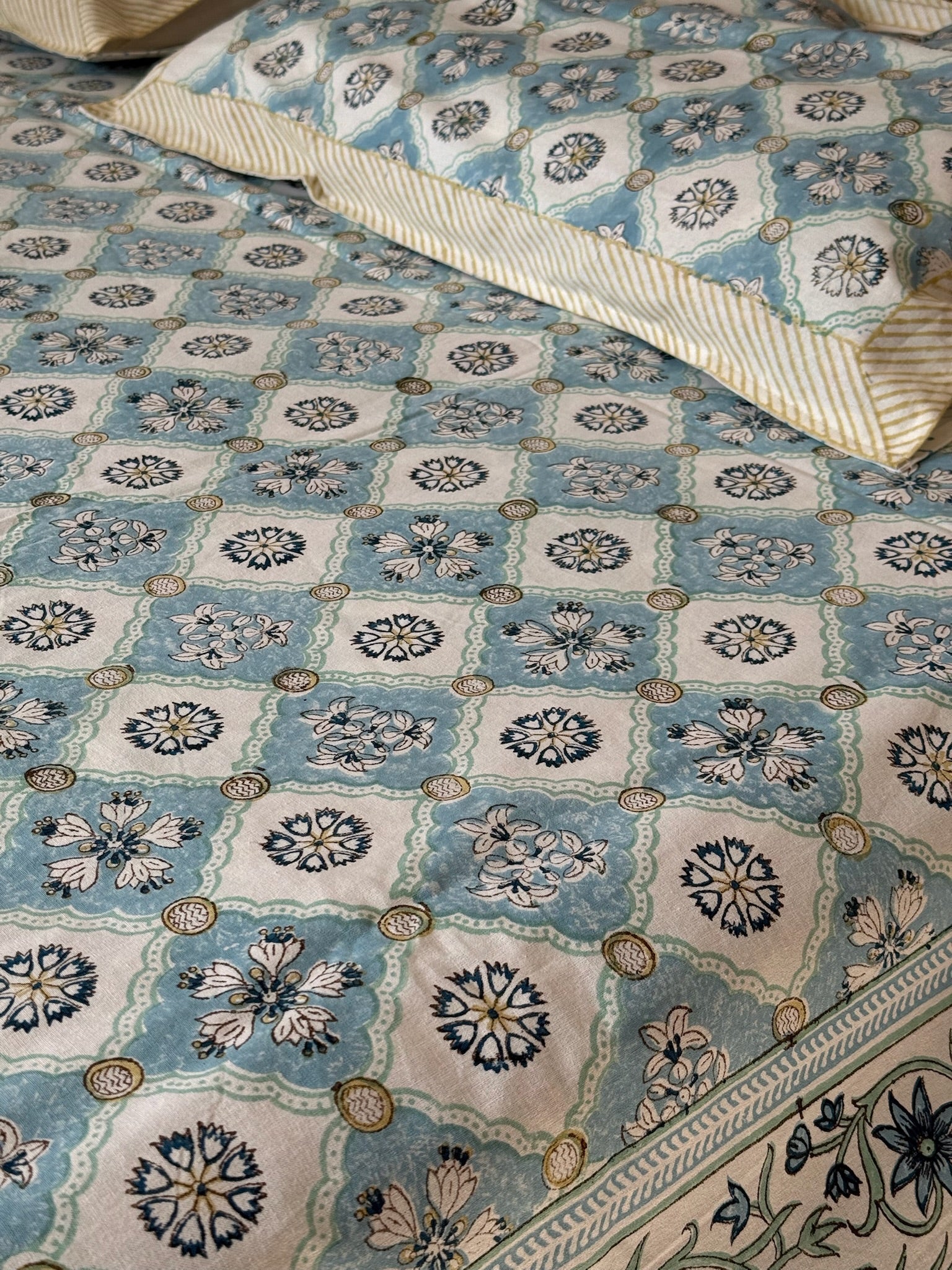 Hand Block Printed Blue & White Floral Cotton Bedsheet with Geometric Pattern (with Pillow Covers)