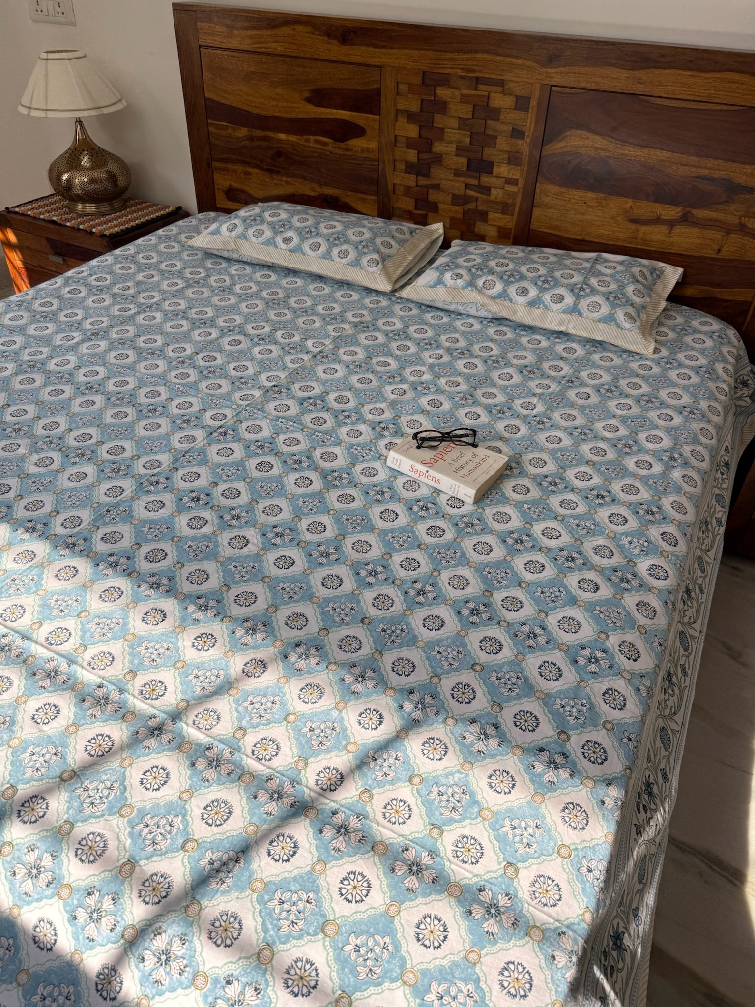 Hand Block Printed Blue & White Floral Cotton Bedsheet with Geometric Pattern (with Pillow Covers)