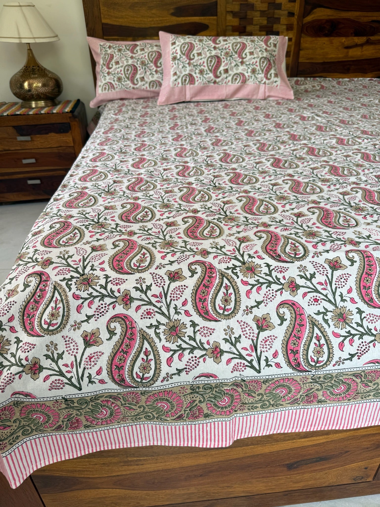 Hand Block Printed Ivory Paisley Cotton Bedsheet with Pink & Green Motifs (with Pillow Covers)
