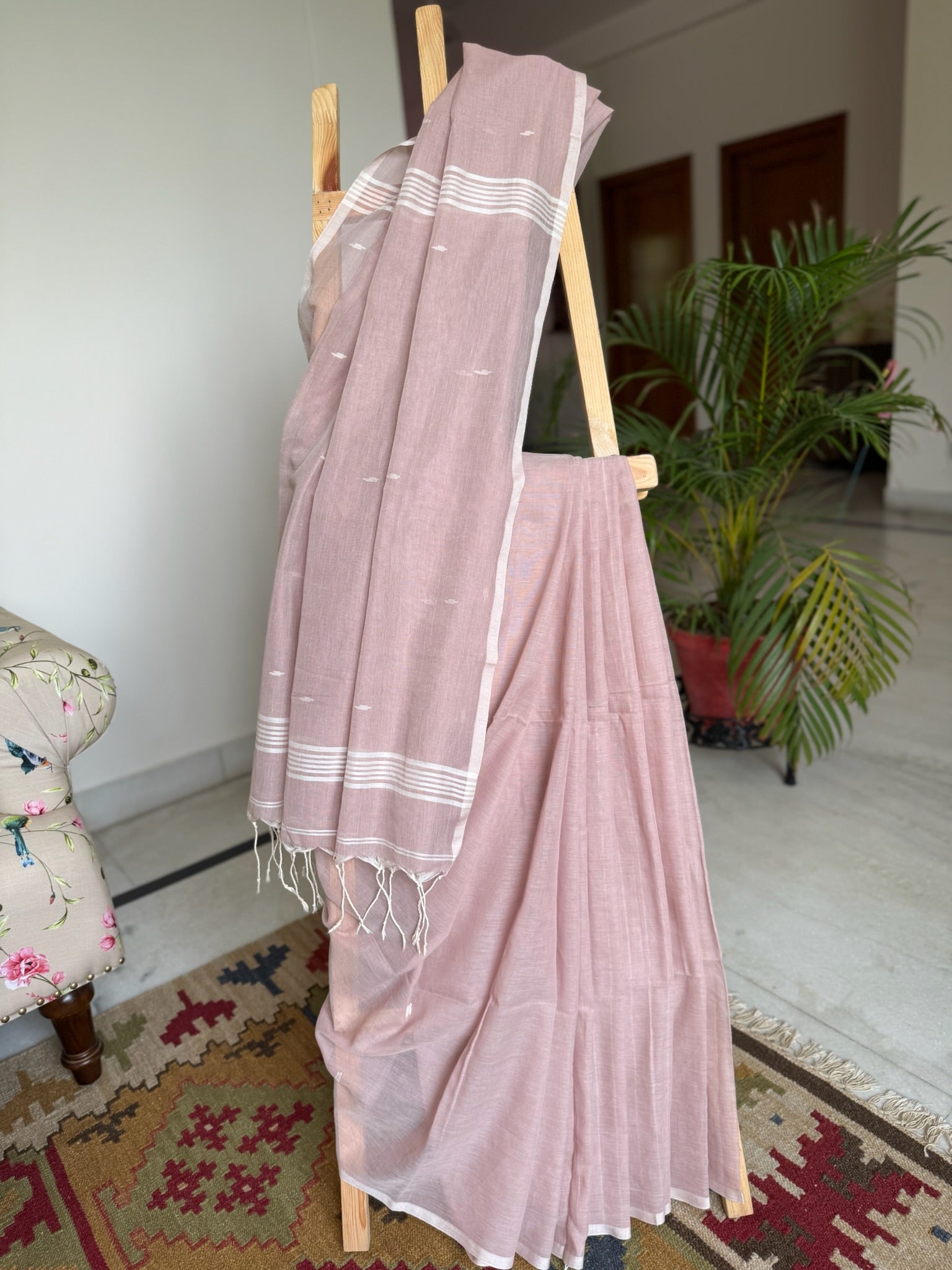 Muted Mauve Pink Base Pure Cotton Jamdani Saree