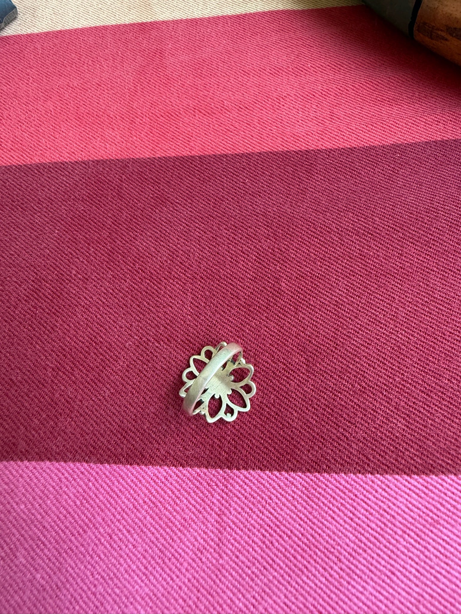 92.5 gm pure silver flower design Ring