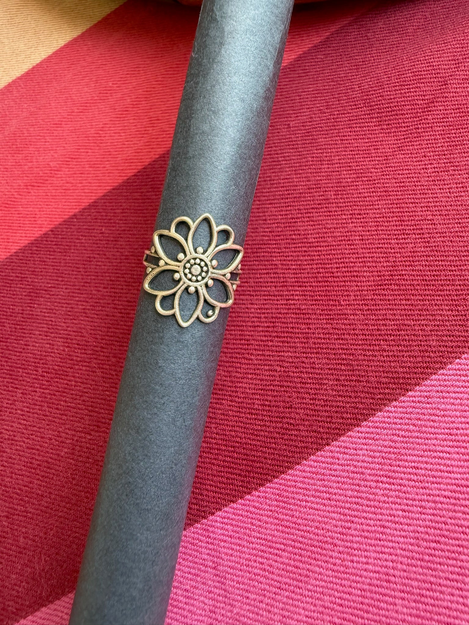 92.5 gm pure silver flower design Ring
