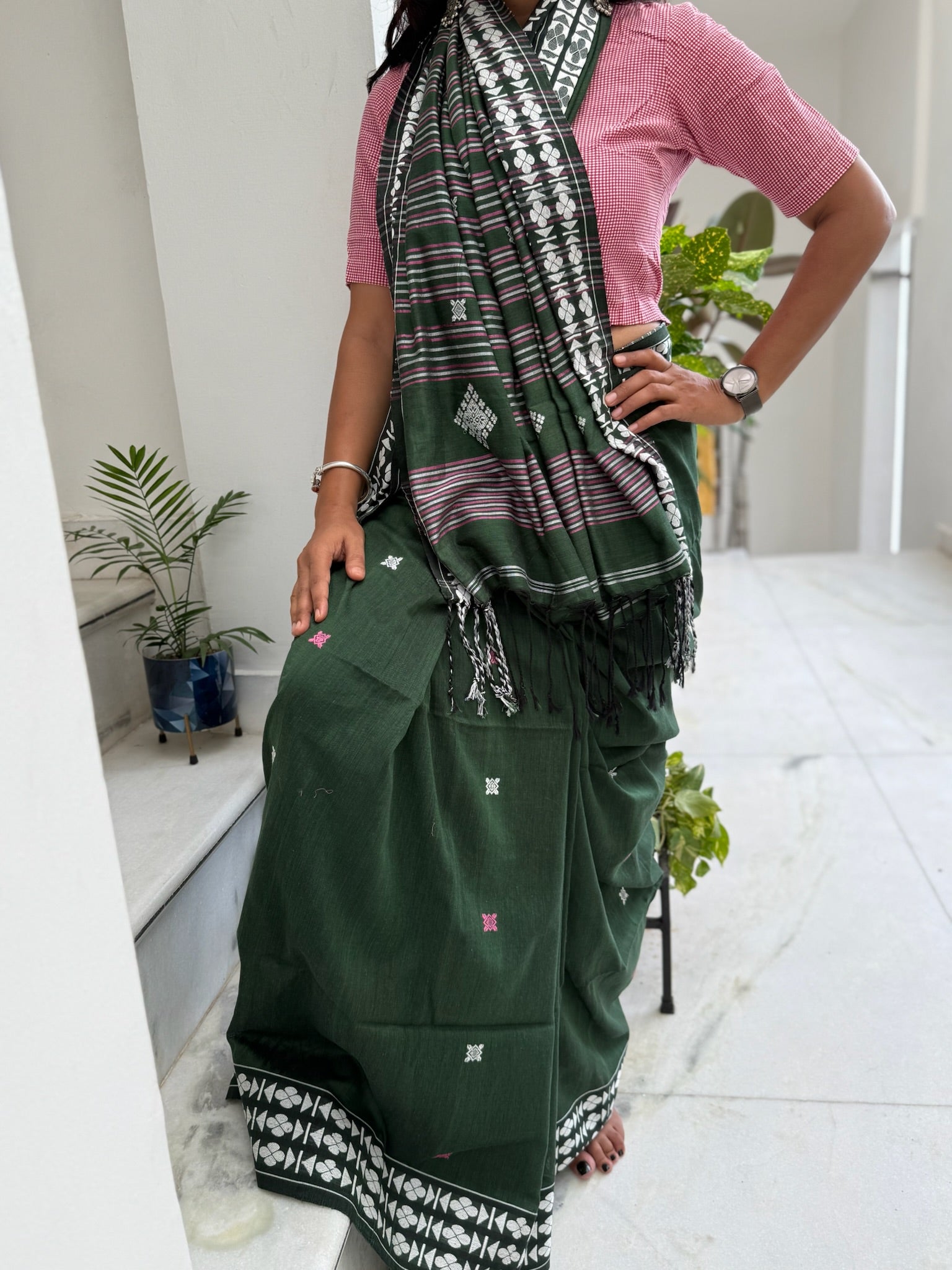 Classic Green Cotton Saree With White Woven Motifs On Border And Pallu