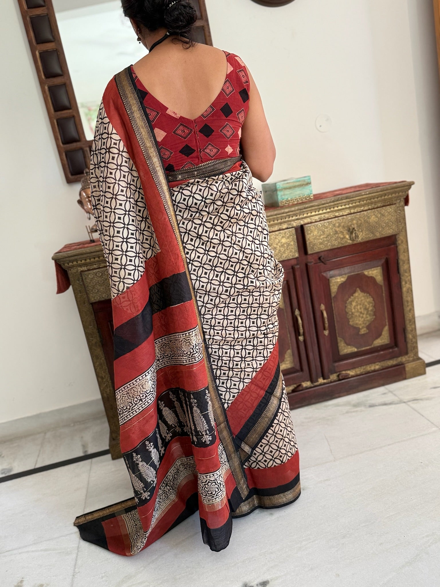 Beige and Black Hand Block Cotton Silk Maheshwari Saree