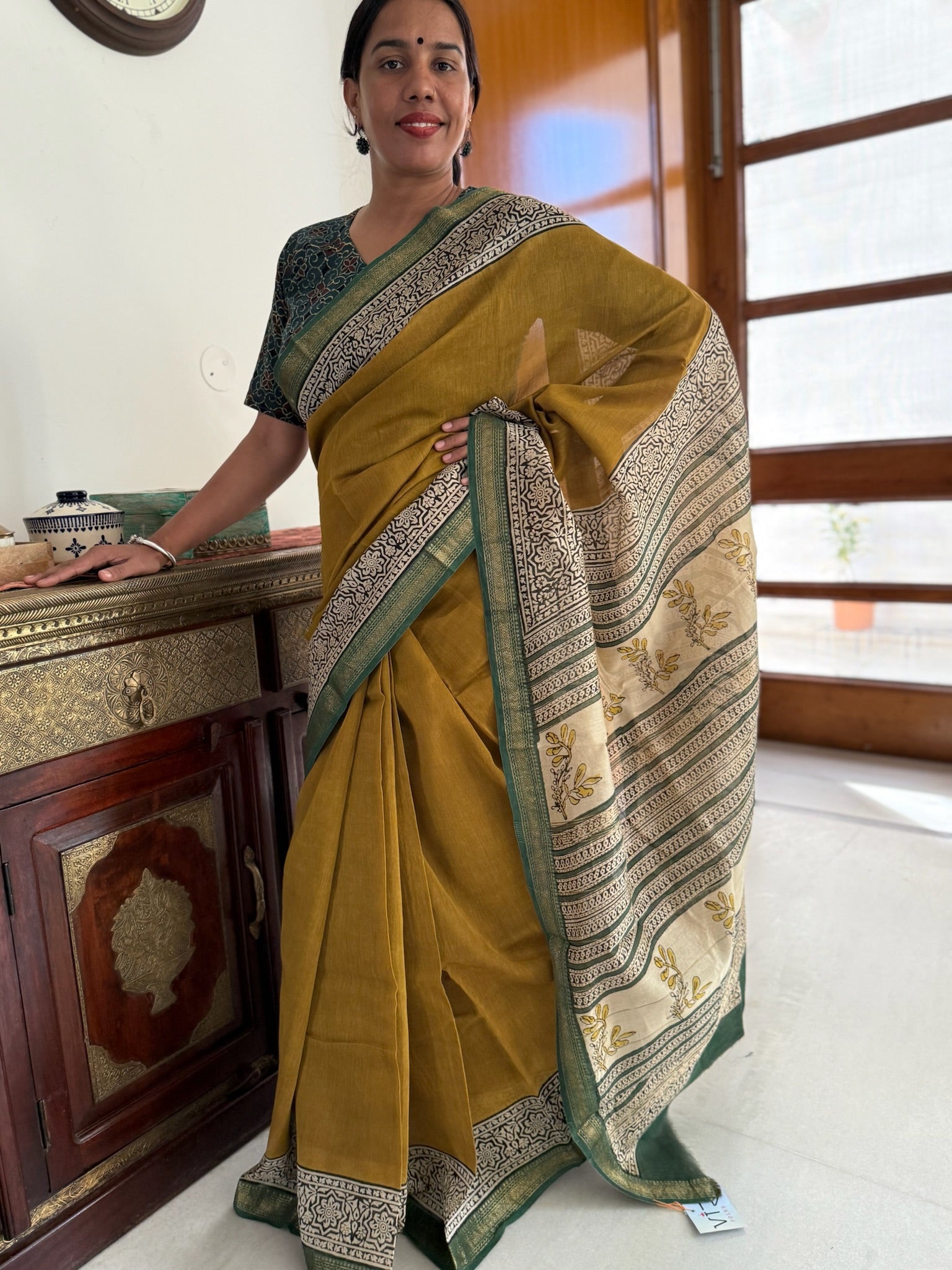 Olive Mustard with Deep Green Cotton Silk Maheshwari Saree