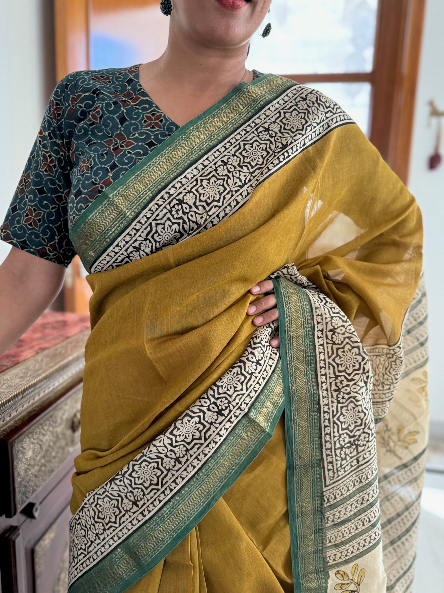 Olive Mustard with Deep Green Cotton Silk Maheshwari Saree