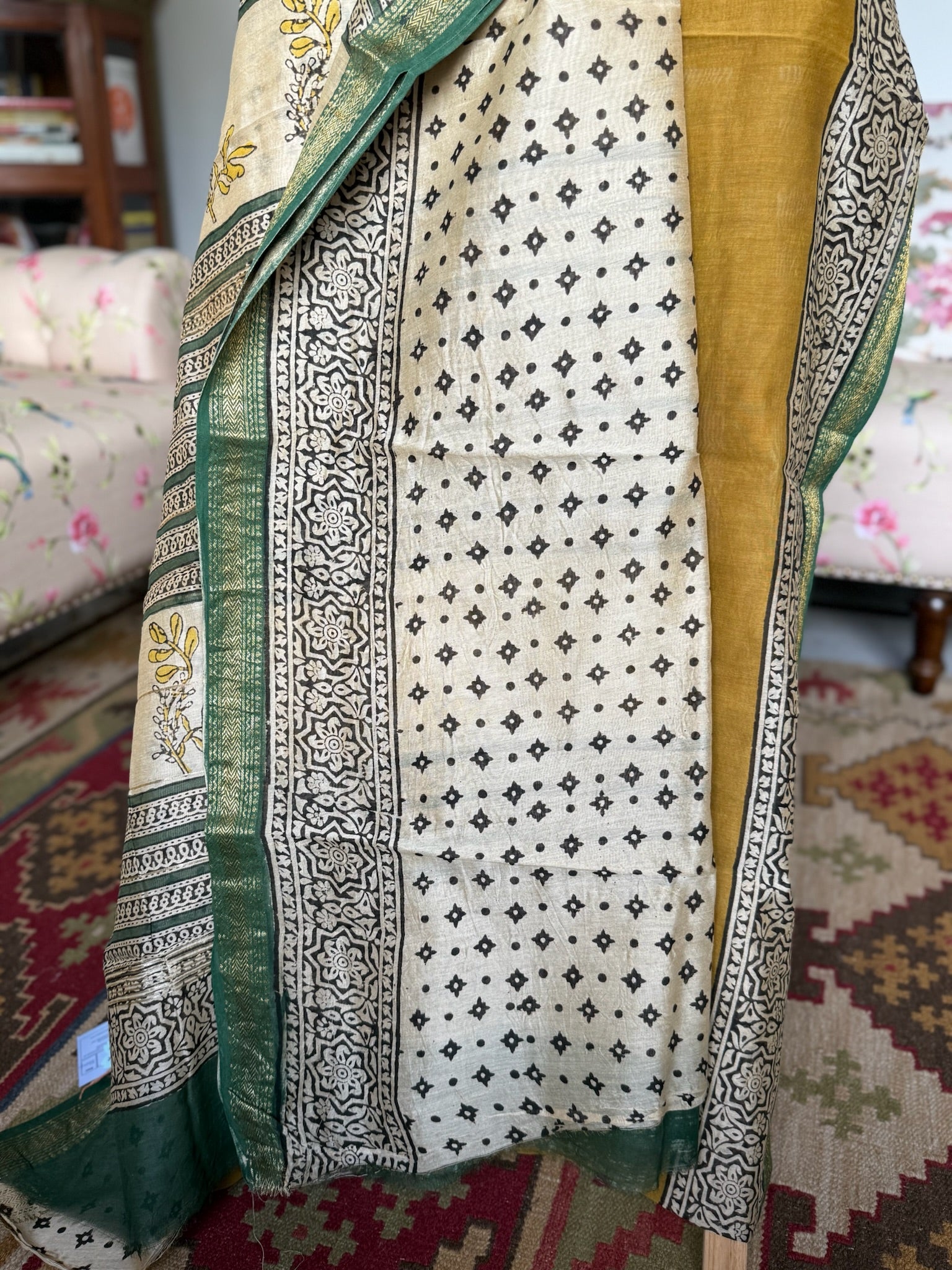 Olive Mustard with Deep Green Cotton Silk Maheshwari Saree