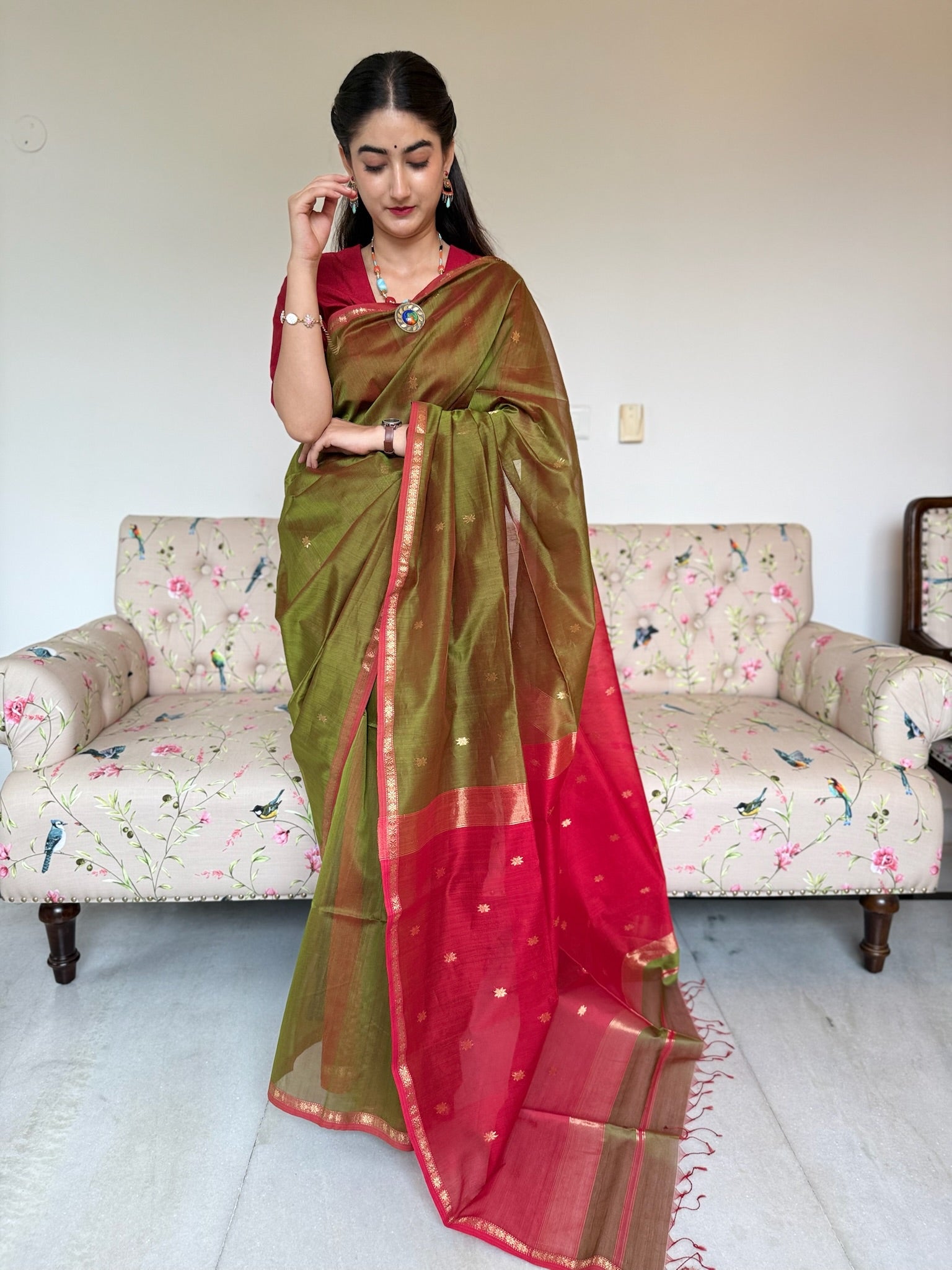 Classic Green and Red Star Buti Handcrafted Cotton Silk Maheshwari Saree