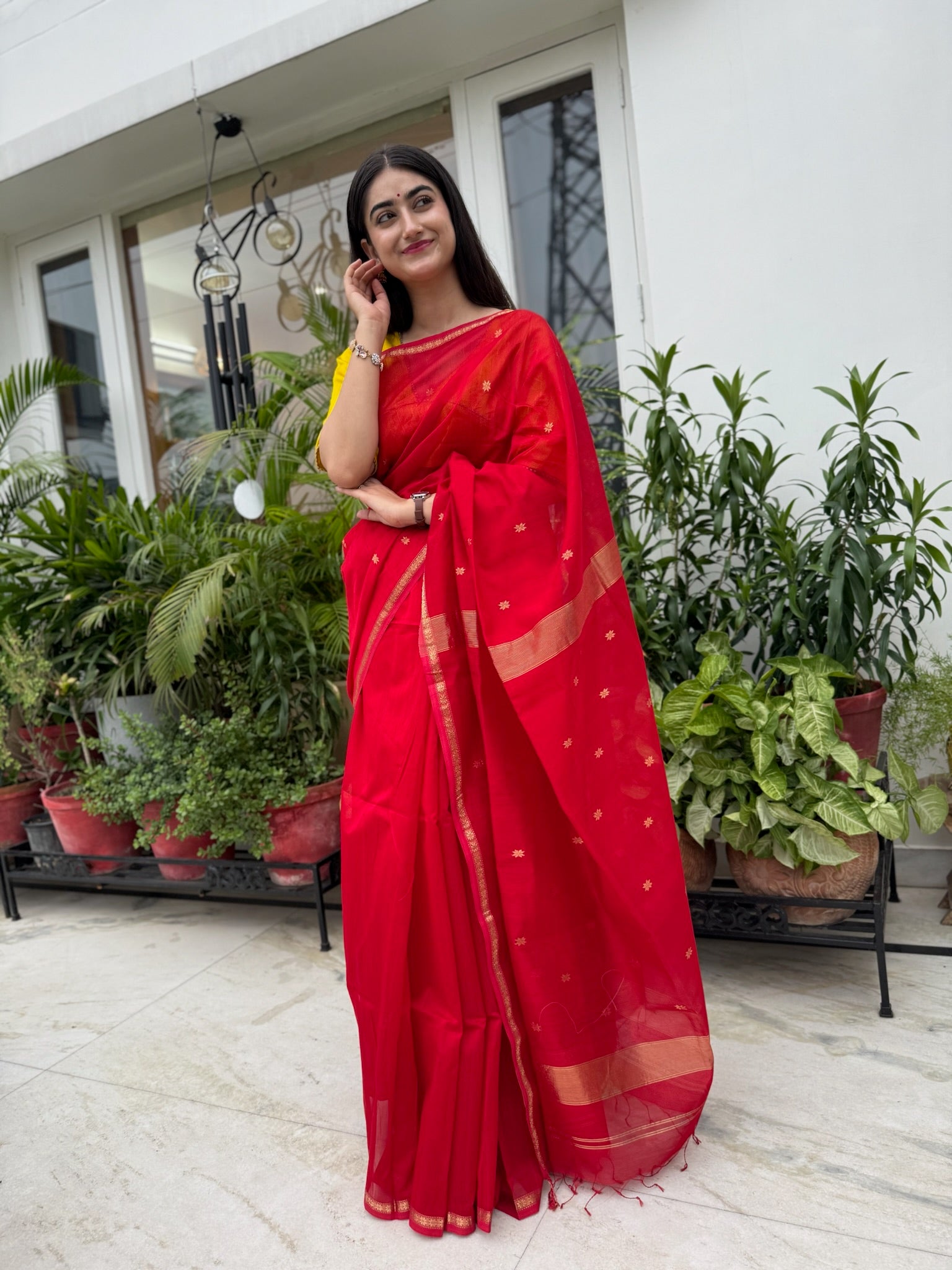Classic Red Star Buti Cotton Silk Maheshwari Saree