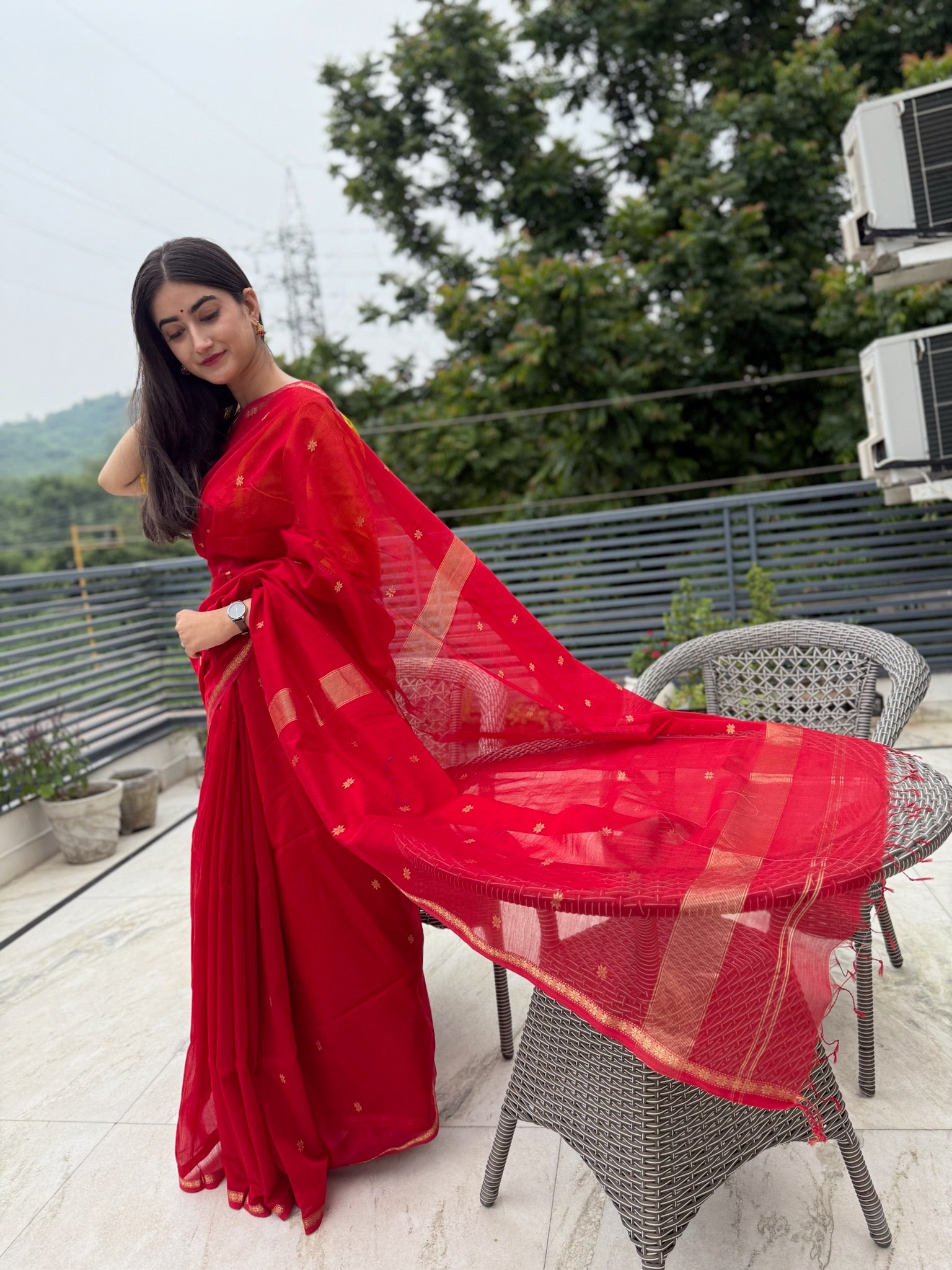 Classic Red Star Buti Cotton Silk Maheshwari Saree