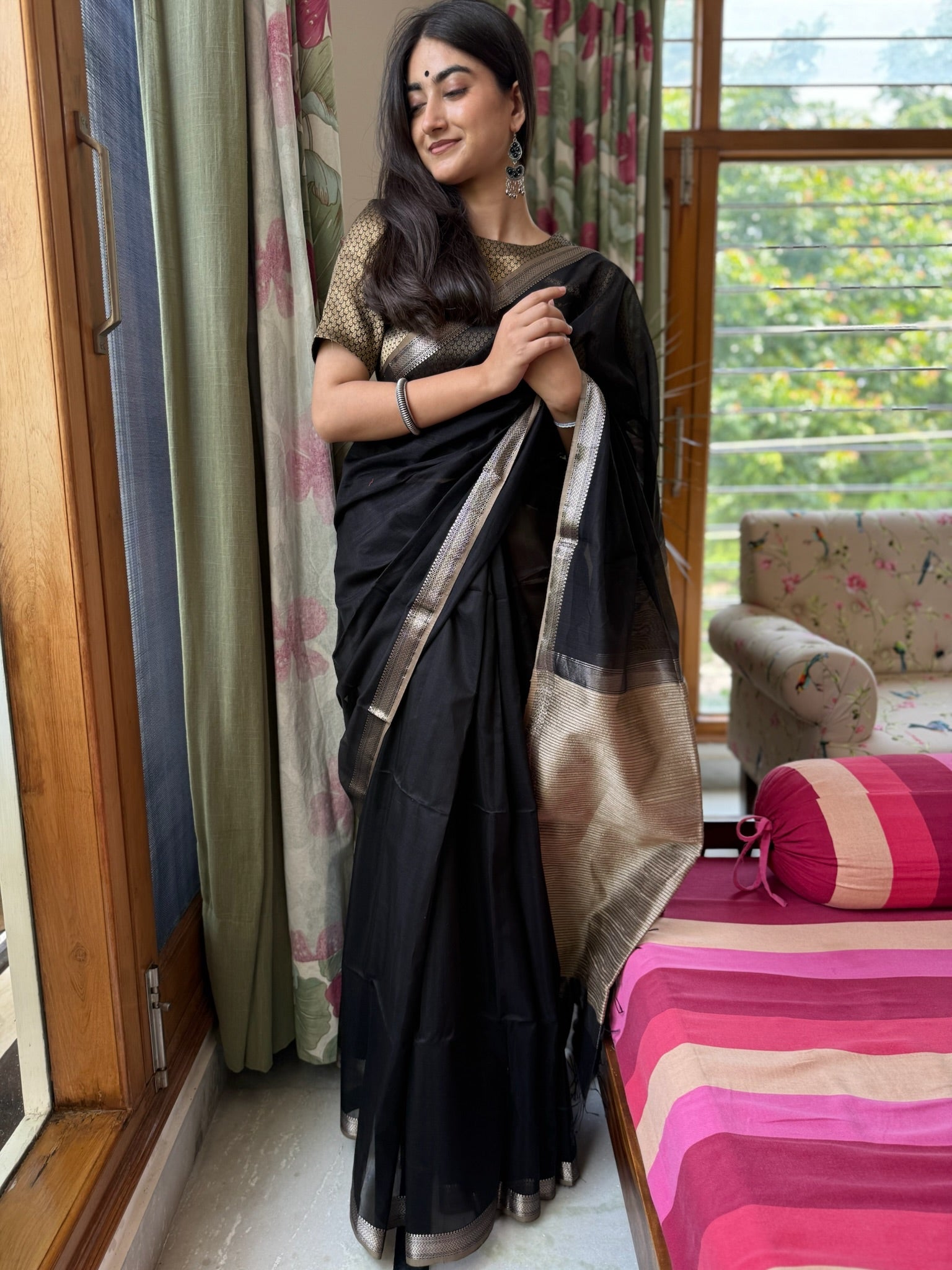 Black And Beige Cotton Silk Maheshwari Saree