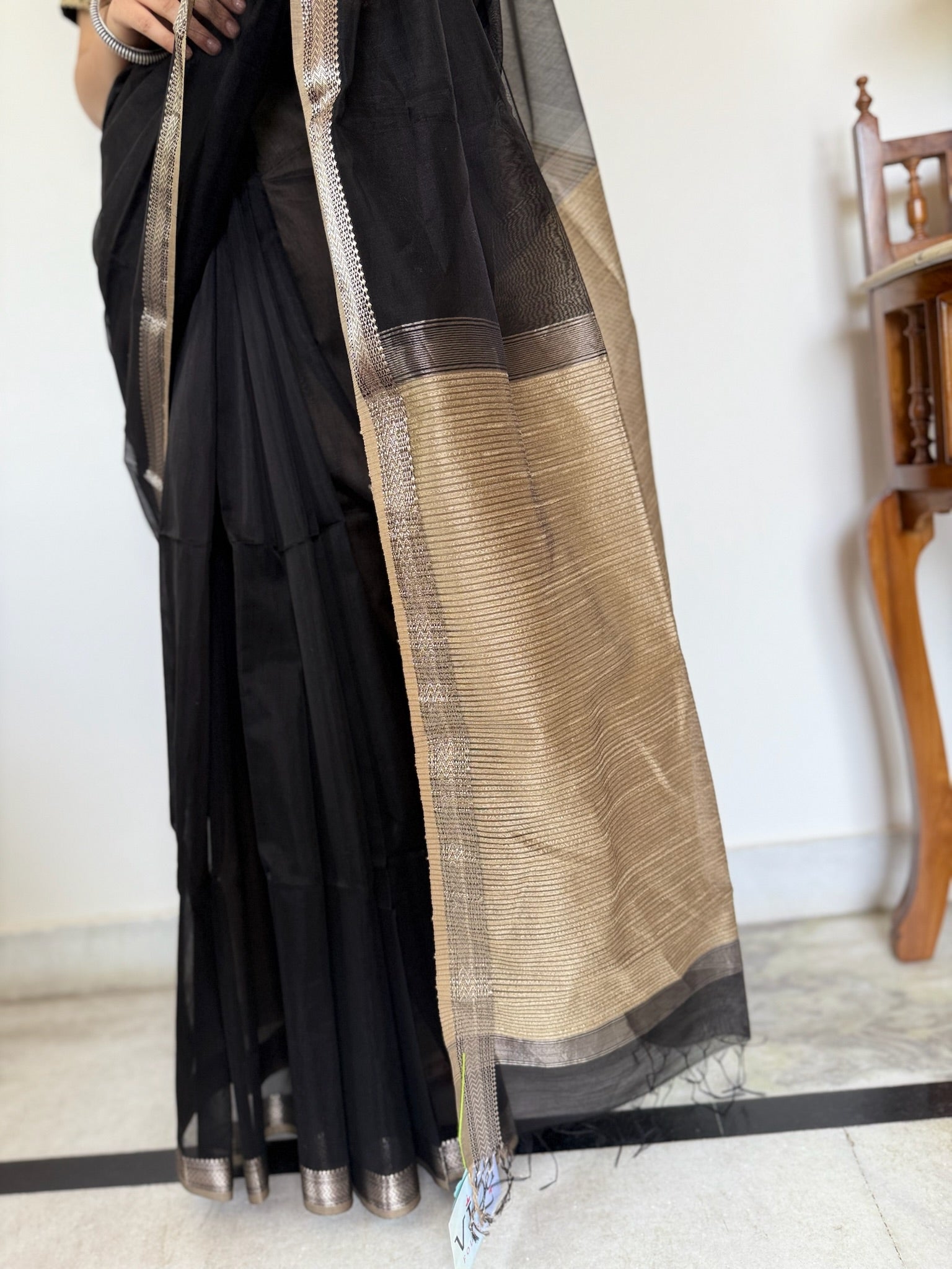 Black And Beige Cotton Silk Maheshwari Saree