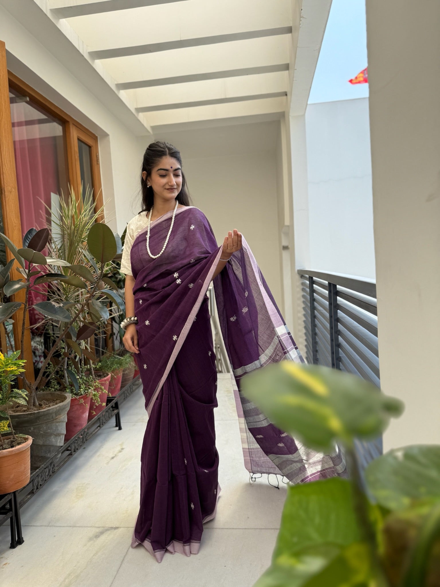Plum Orchid With Silver Whisper Pure Cotton Jamdani Saree