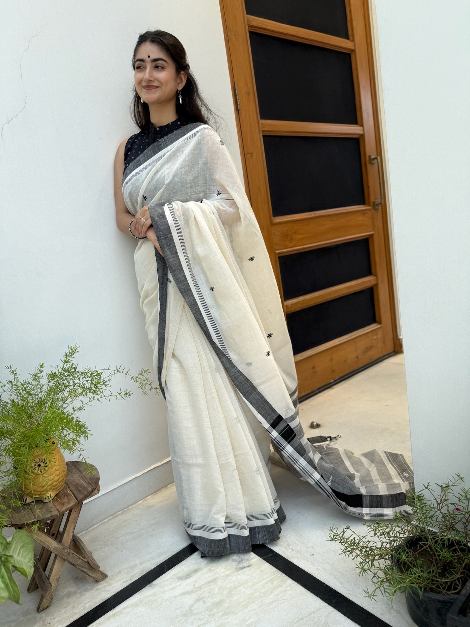 Ivory Charm With Charcoal Stripes Pure Cotton Jamdani Saree
