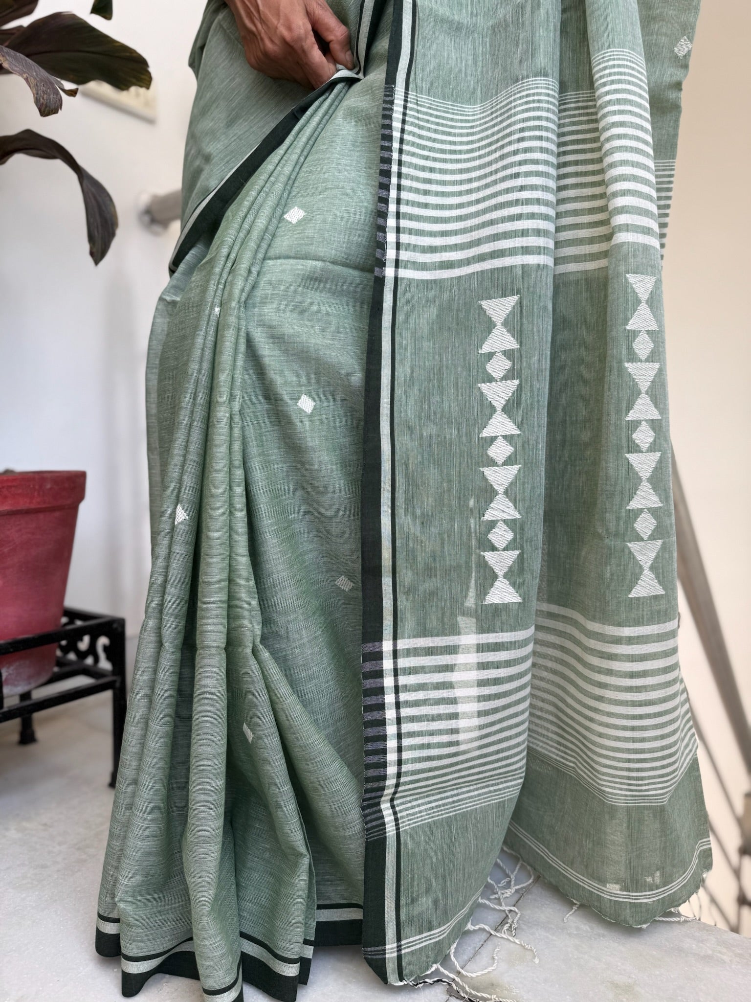 Sage Serenity With Ivory Geometry Pure Cotton Jamdani Saree