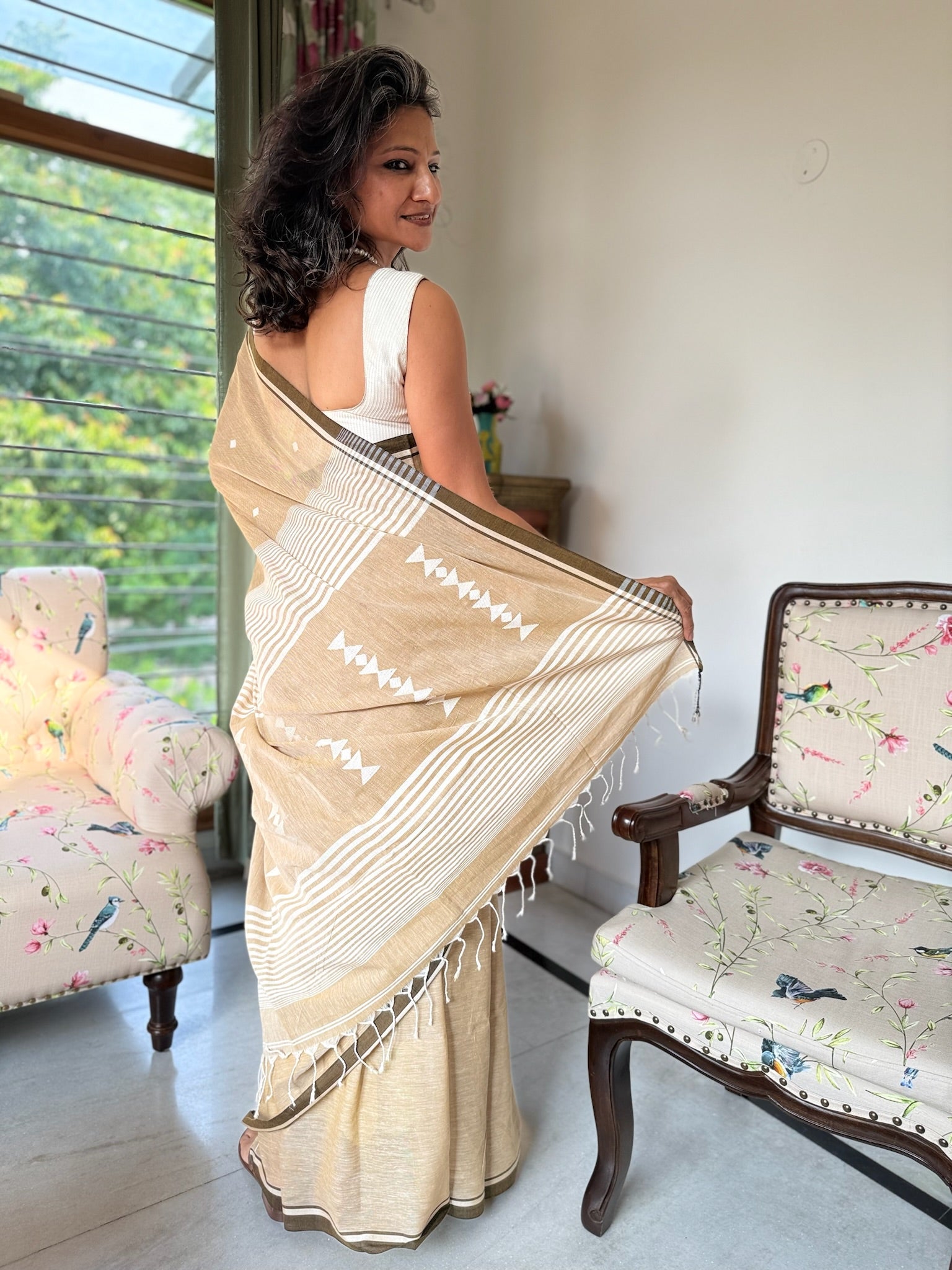 Caramel Earth With Ivory Geometry Pure Cotton Jamdani Saree