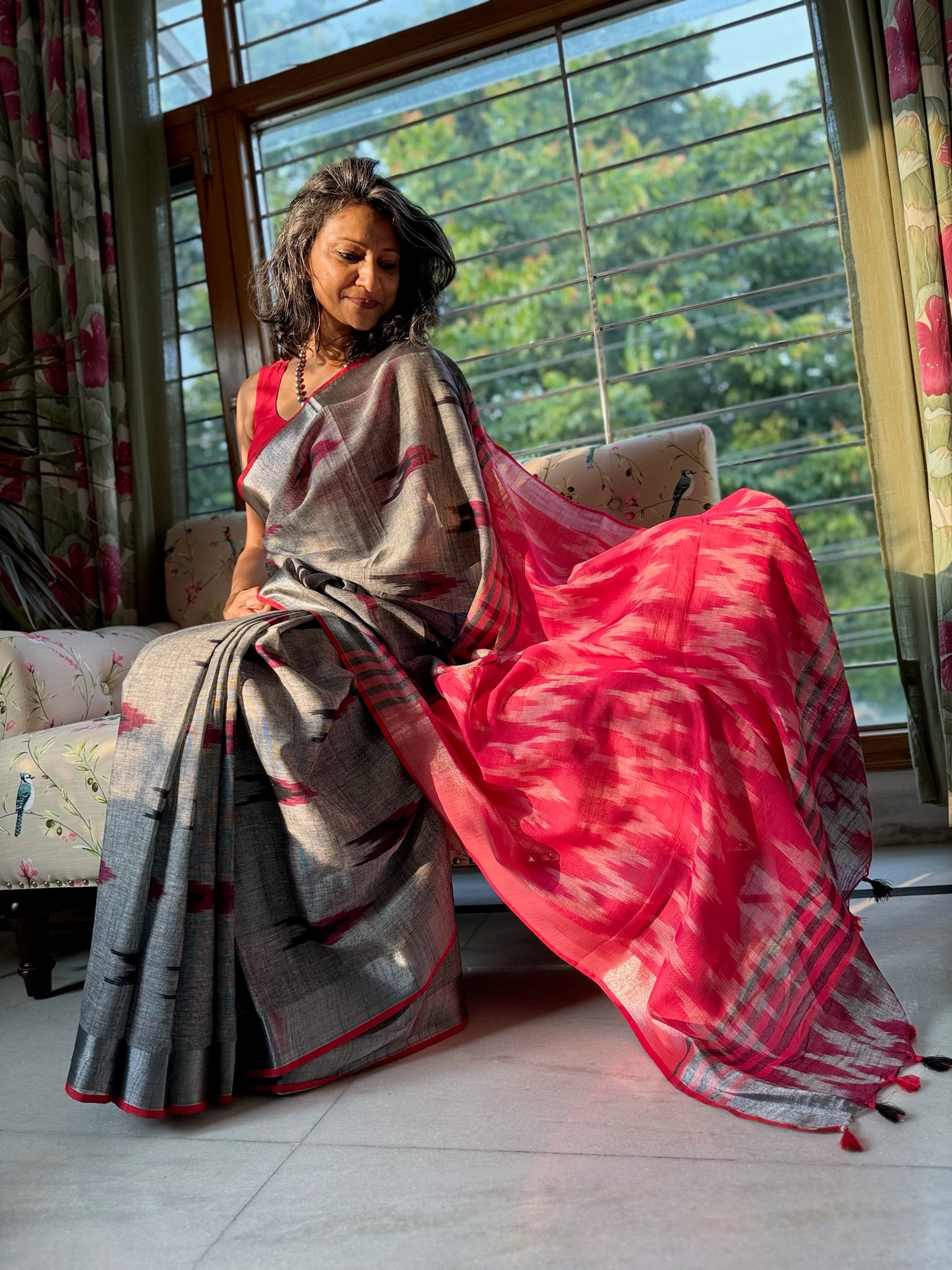 Grey Pink Pure Linen Saree With Silver Zari Border