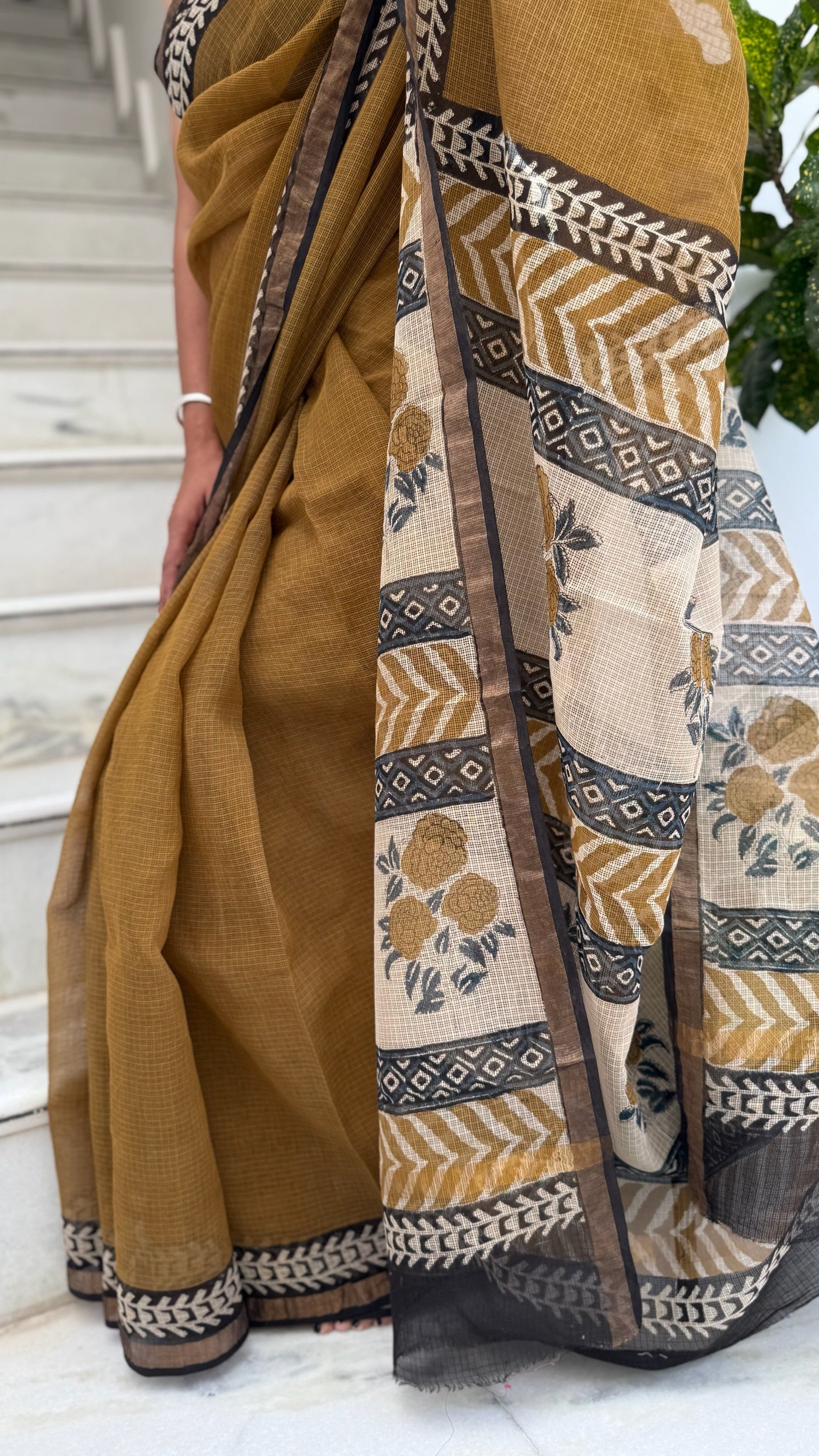 Dusky Gold Grace Hand Block Kota Doria Saree
