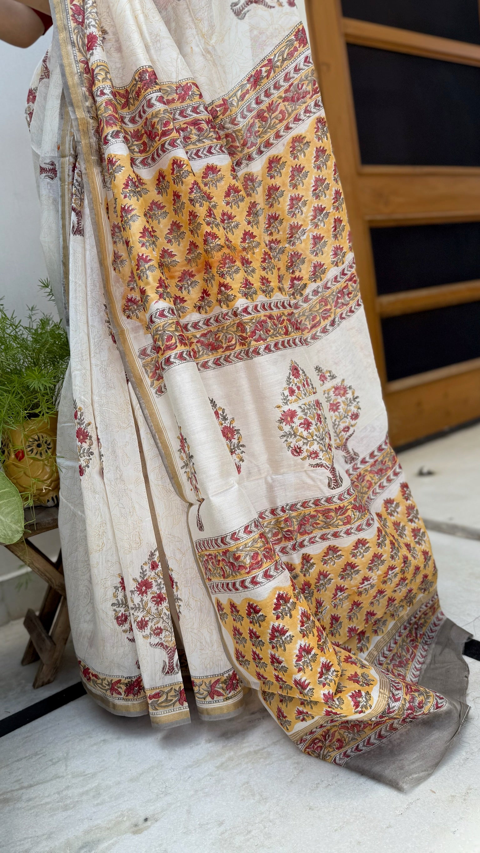 Cream & Marigold Motif Bagru Chanderi Saree