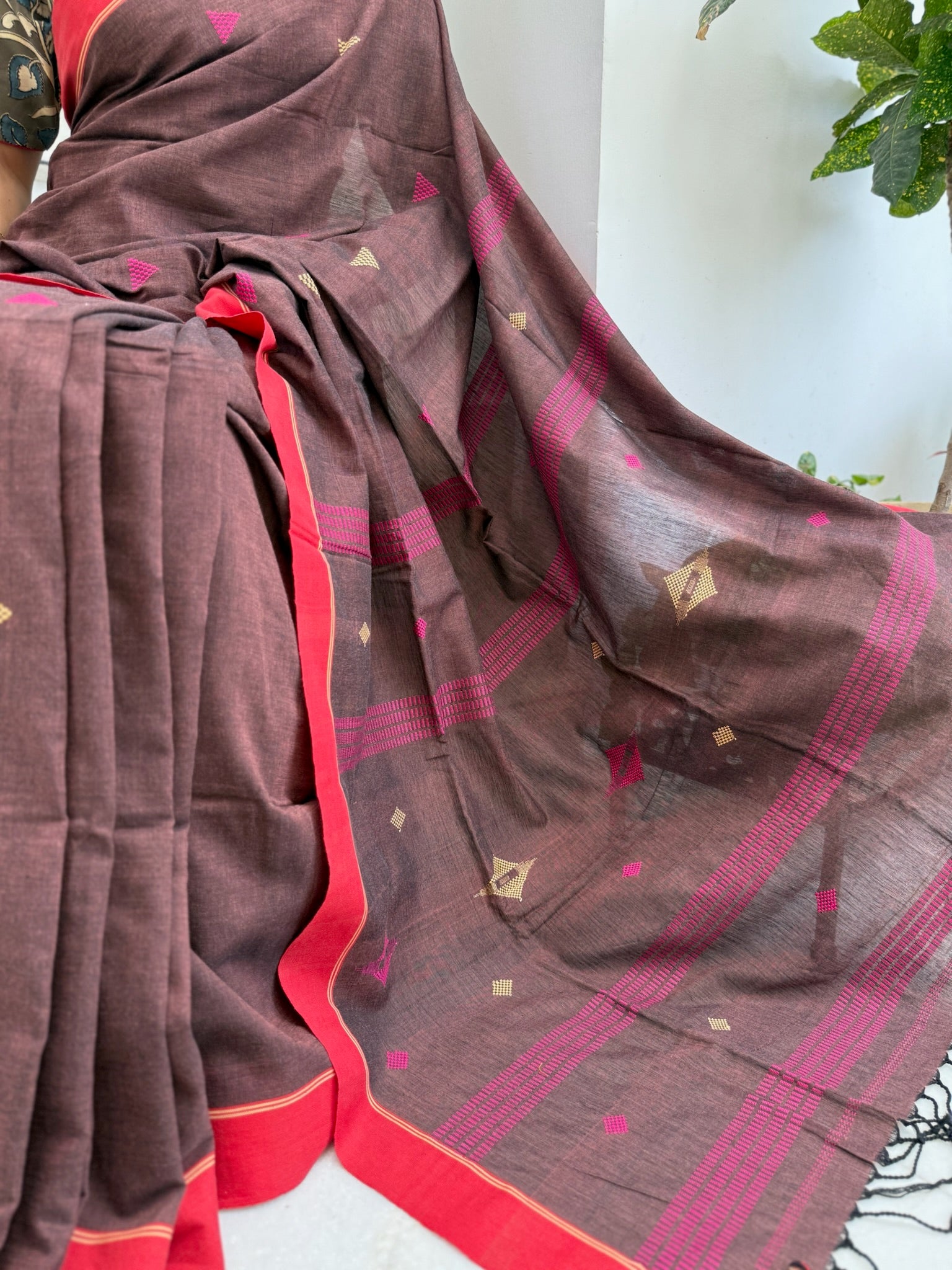 Elegant Chocolate Brown Cotton Saree with Gold handwoven Motifs