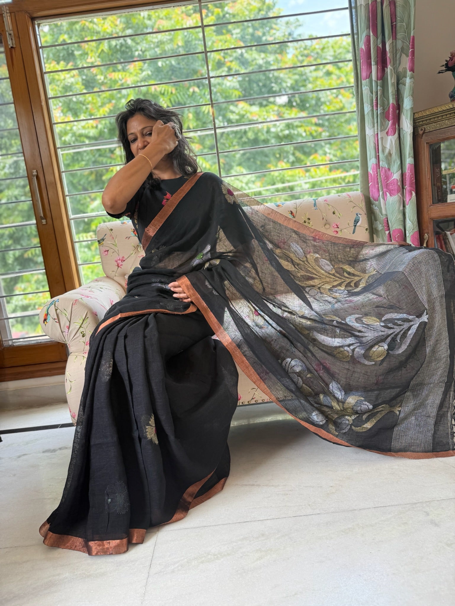 Black With A Copper-Brown Border Linen Saree