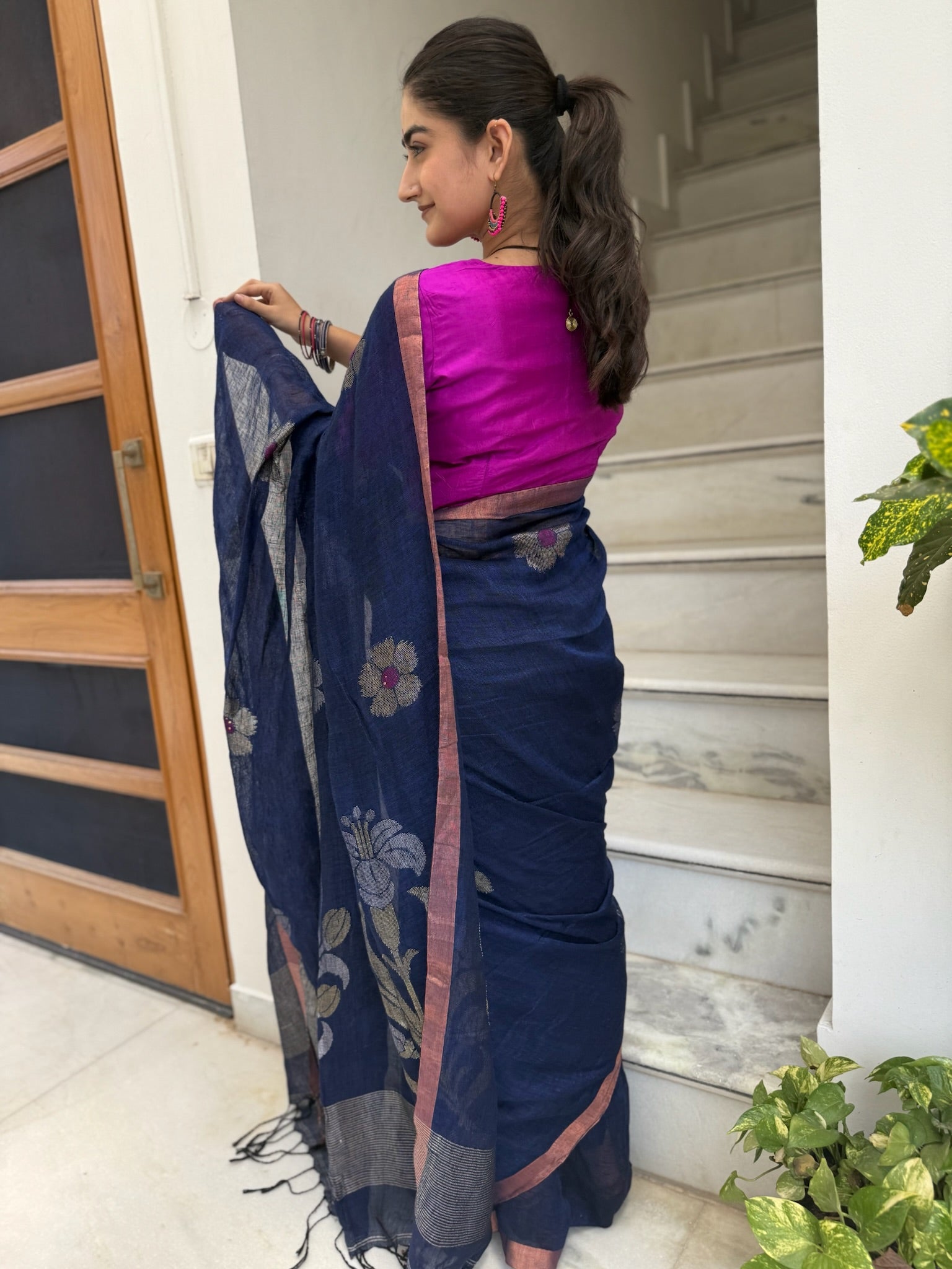 Navy Blue With Silver Zari Weave Handloom Linen Saree