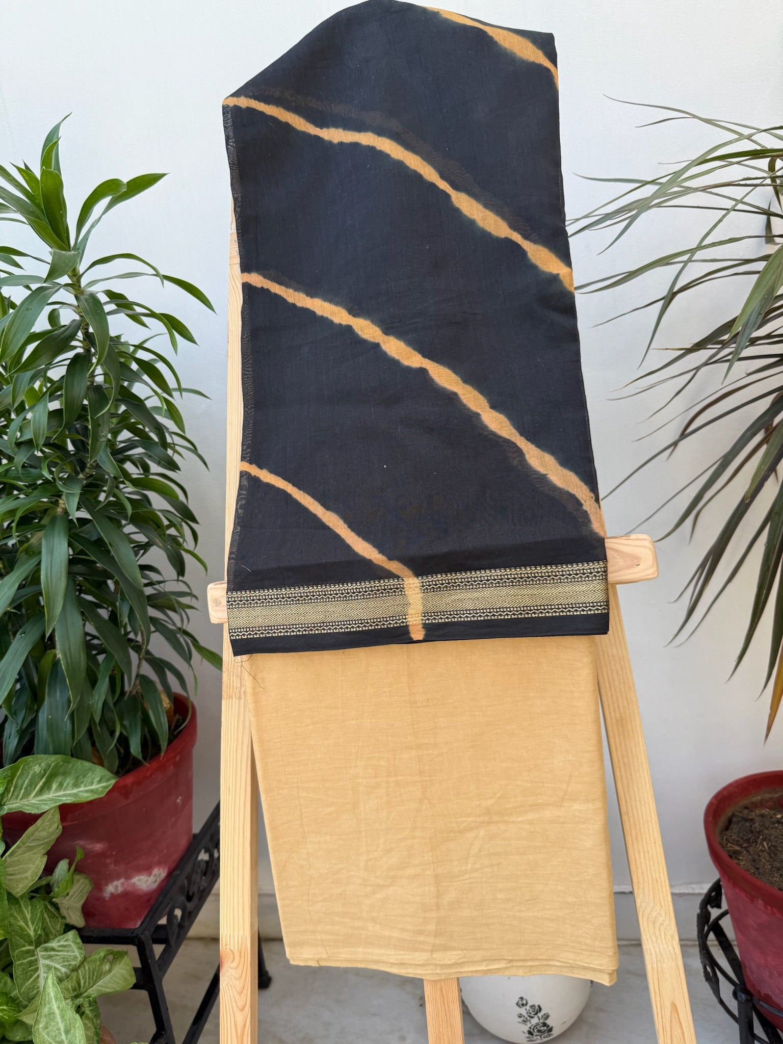 Black and Peach Tie-Dye Maheshwari Cotton Silk Suit Set