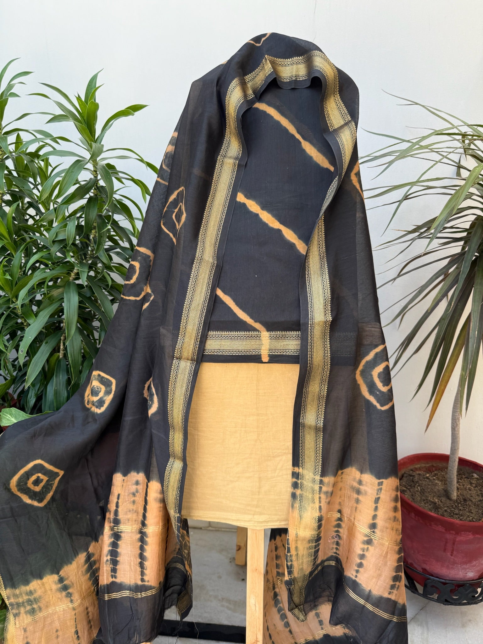 Black and Peach Tie-Dye Maheshwari Cotton Silk Suit Set