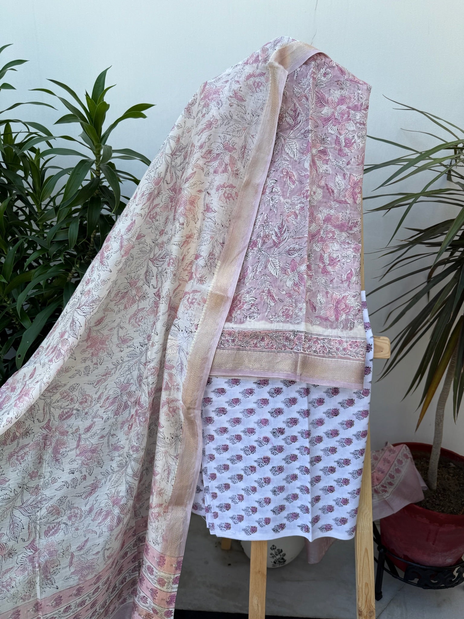 Elegant Pink Floral Handblock Maheshwari Cotton Silk Suit Set with Printed Dupatta